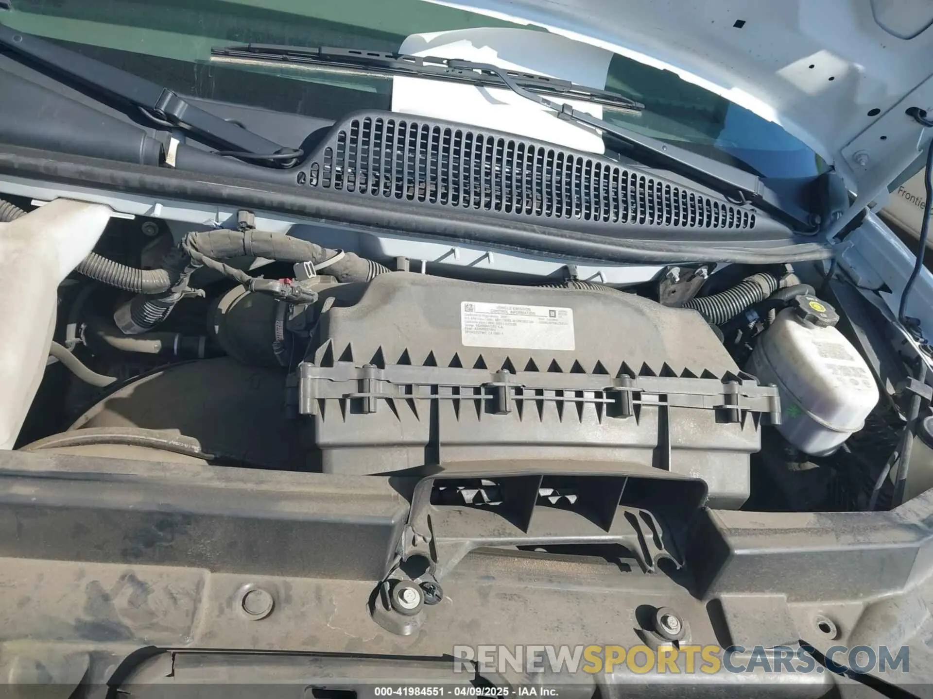10 Photograph of a damaged car 1GCWGAFP0K1163129 CHEVROLET EXPRESS 2500 2019