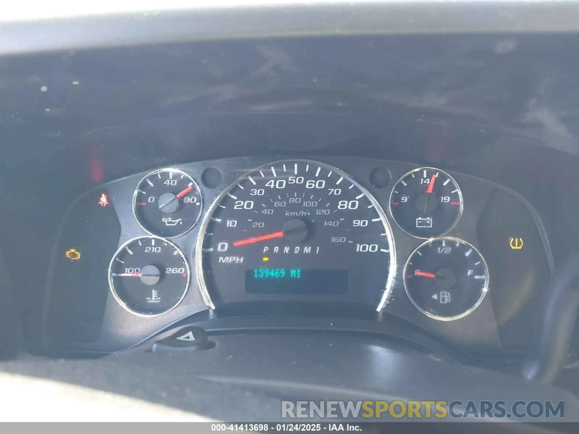 7 Photograph of a damaged car 1GCWGAFP2K1165836 CHEVROLET EXPRESS 2500 2019