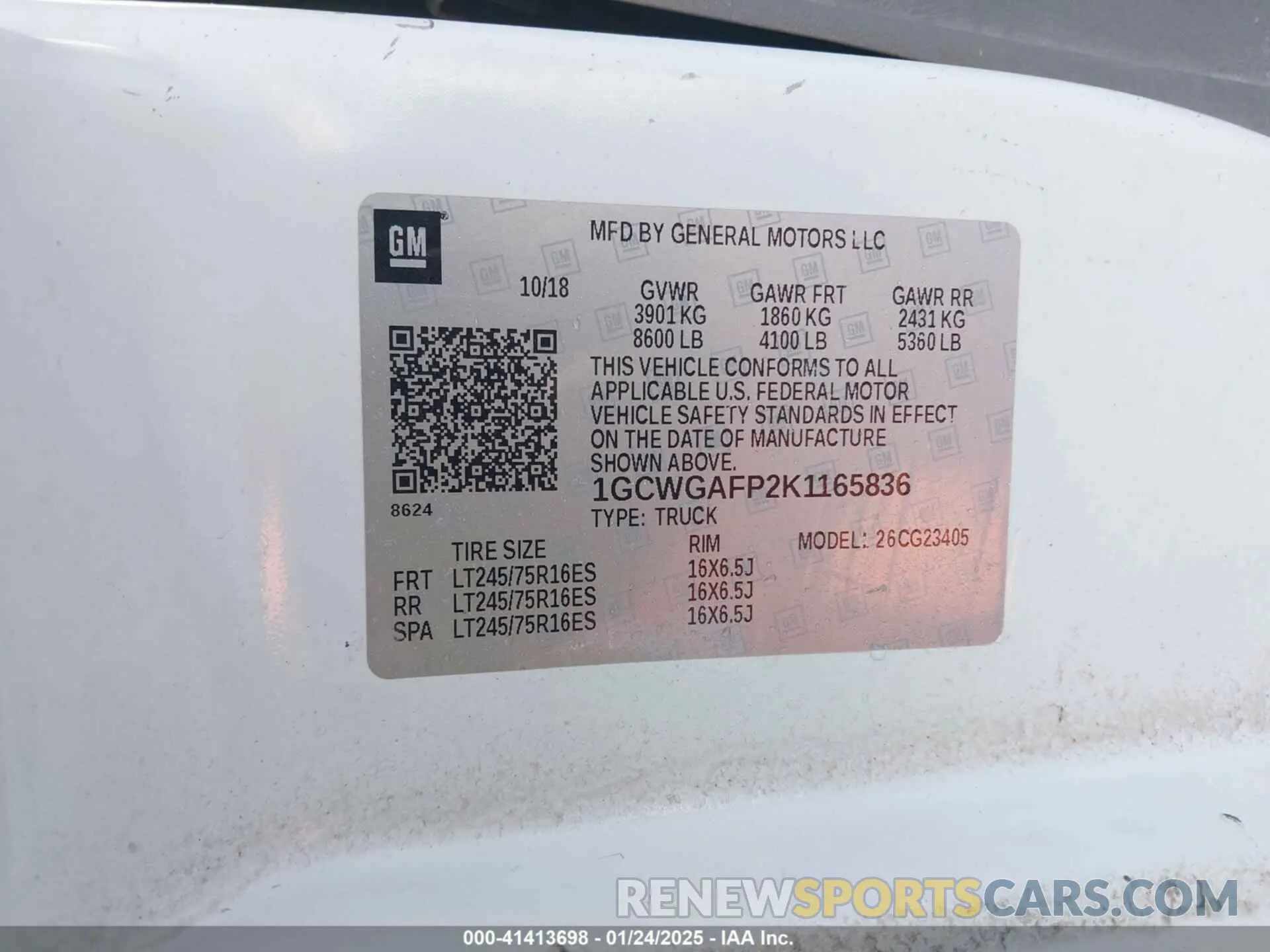 9 Photograph of a damaged car 1GCWGAFP2K1165836 CHEVROLET EXPRESS 2500 2019