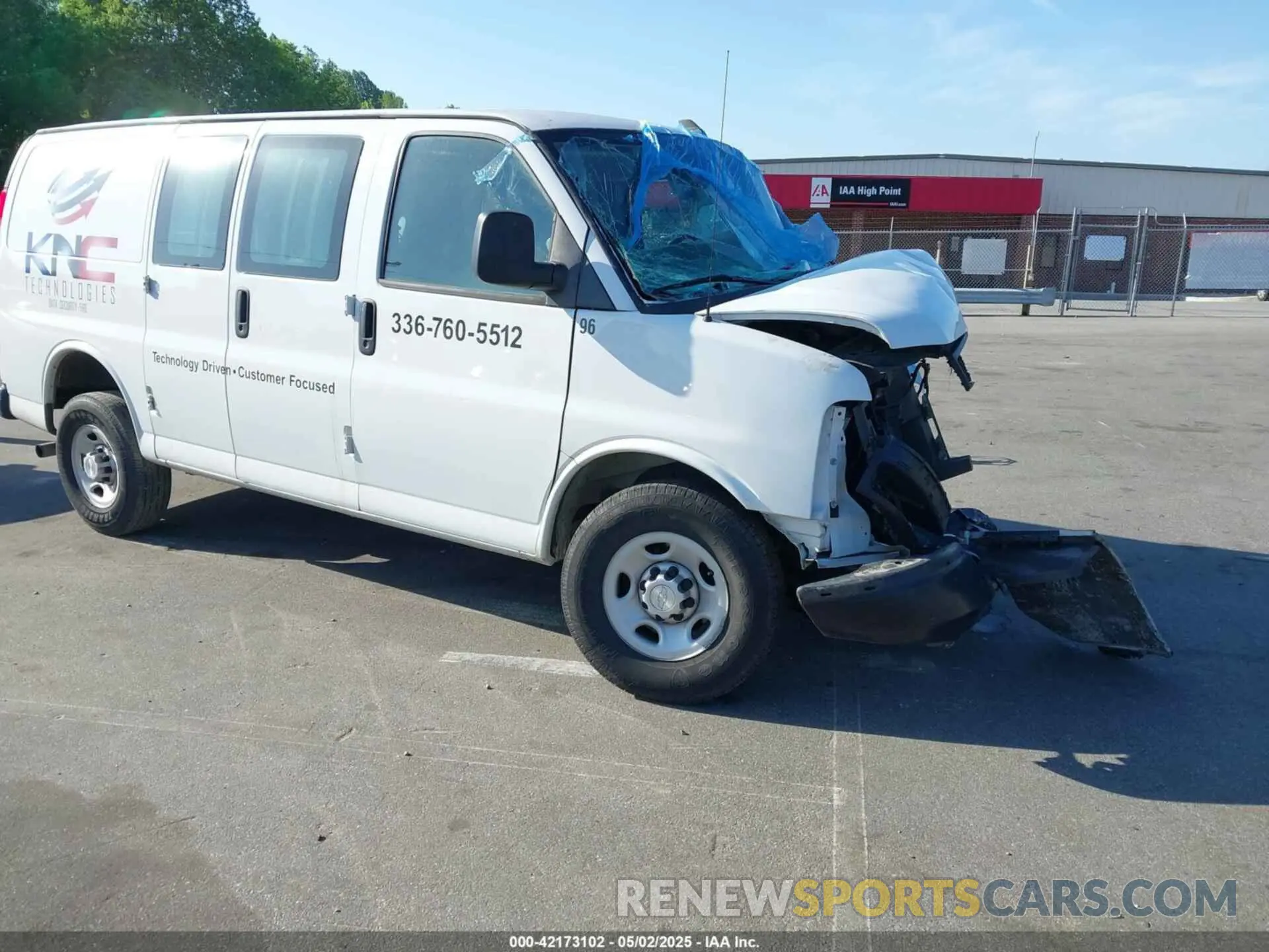 1 Photograph of a damaged car 1GCWGAFP2K1274068 CHEVROLET EXPRESS 2500 2019