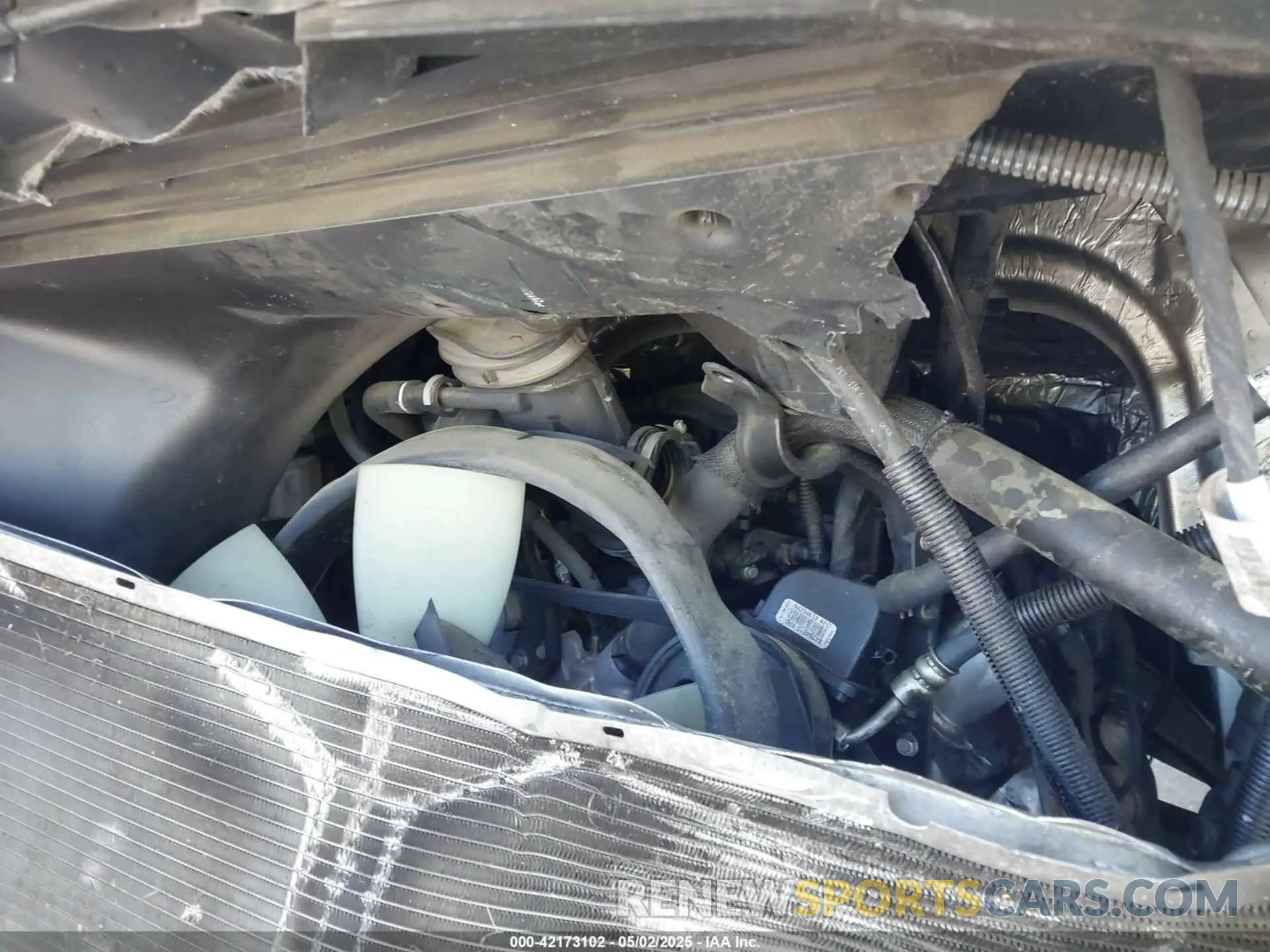 10 Photograph of a damaged car 1GCWGAFP2K1274068 CHEVROLET EXPRESS 2500 2019