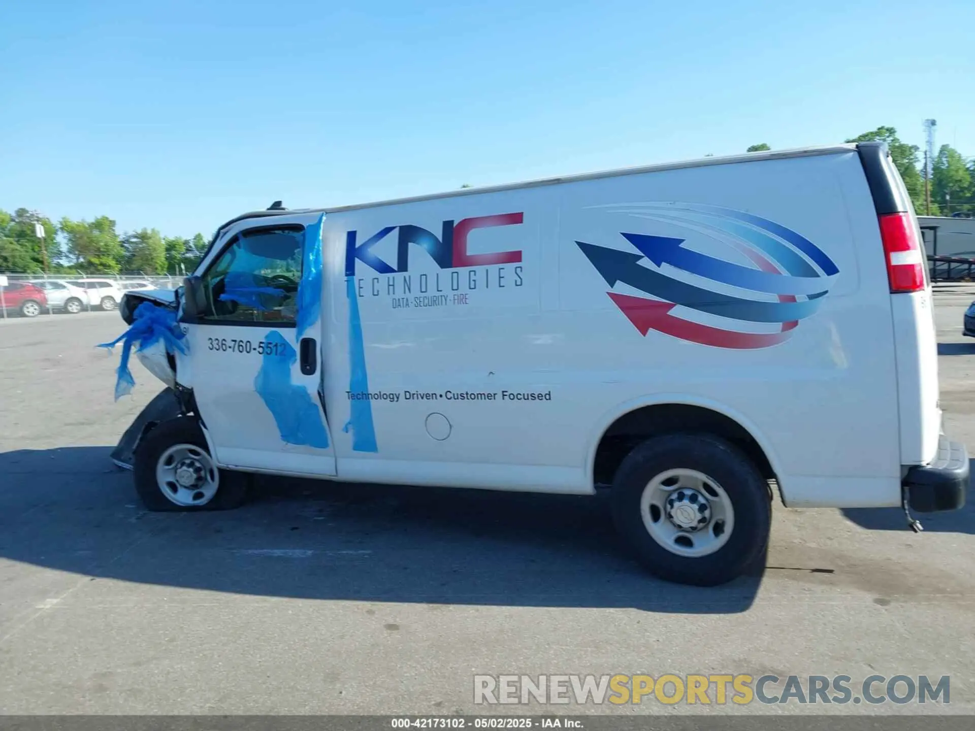 13 Photograph of a damaged car 1GCWGAFP2K1274068 CHEVROLET EXPRESS 2500 2019