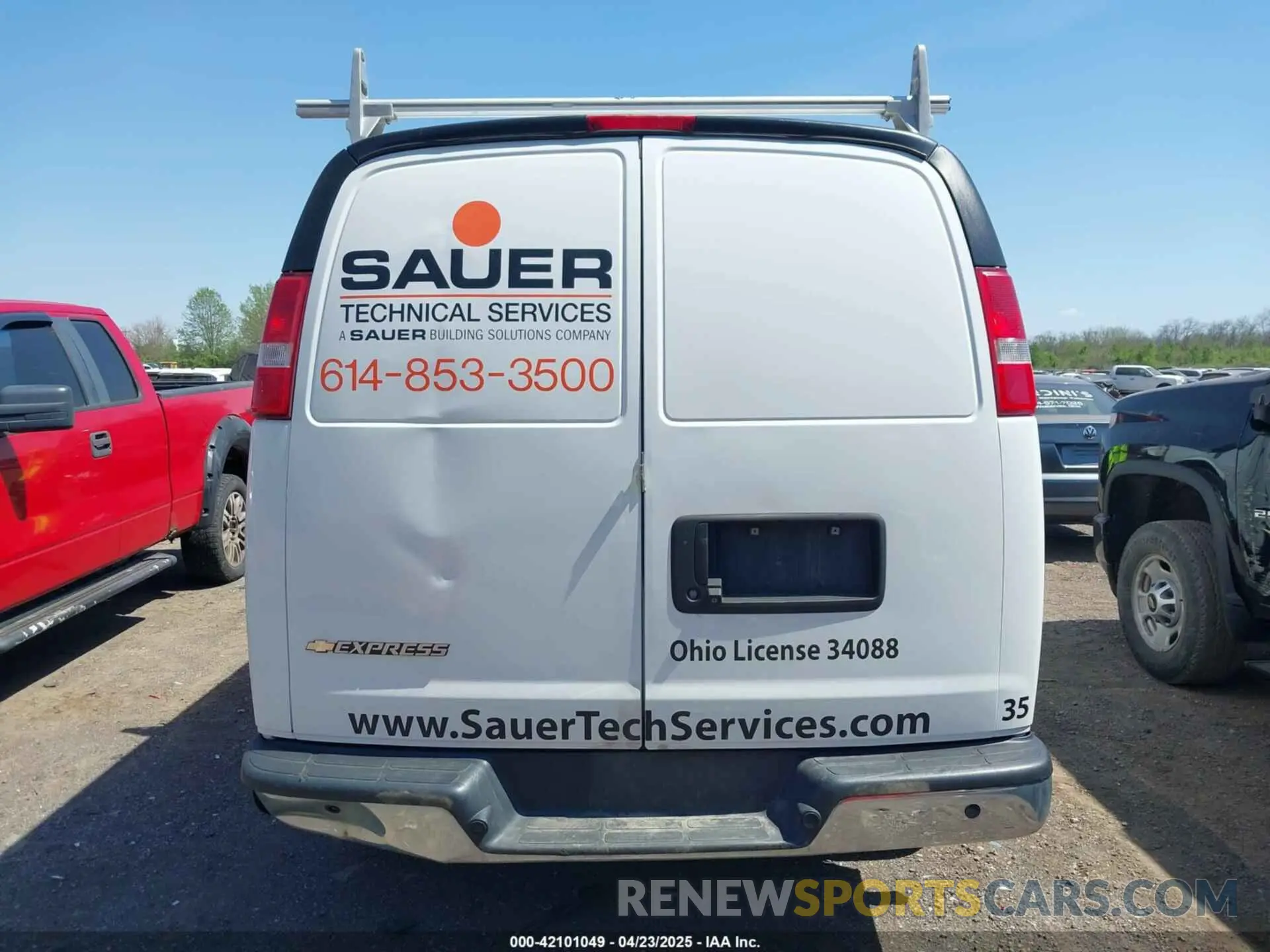 16 Photograph of a damaged car 1GCWGAFP3K1249390 CHEVROLET EXPRESS 2500 2019