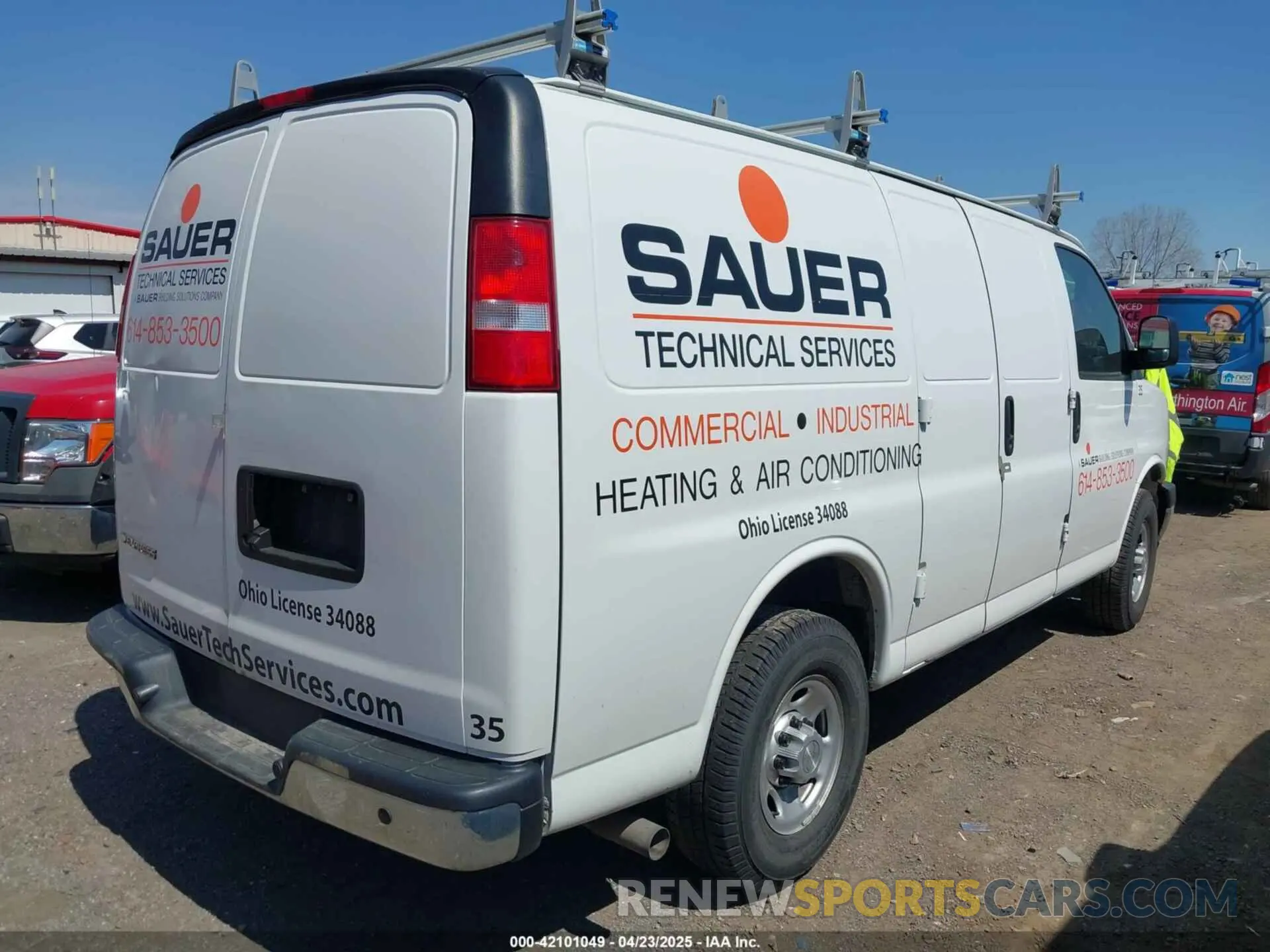 4 Photograph of a damaged car 1GCWGAFP3K1249390 CHEVROLET EXPRESS 2500 2019