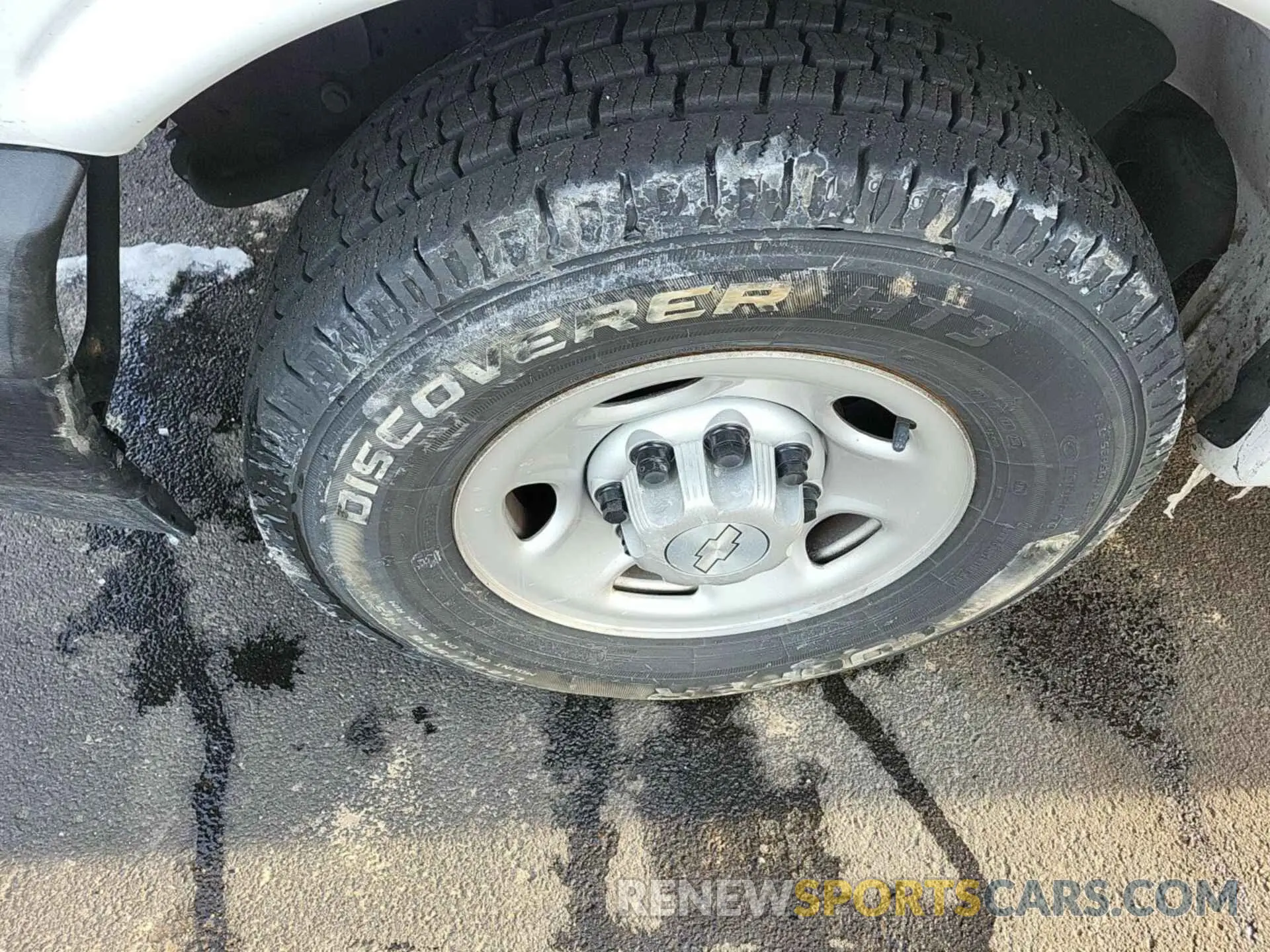 15 Photograph of a damaged car 1GCWGAFP3K1367584 CHEVROLET EXPRESS 2500 2019