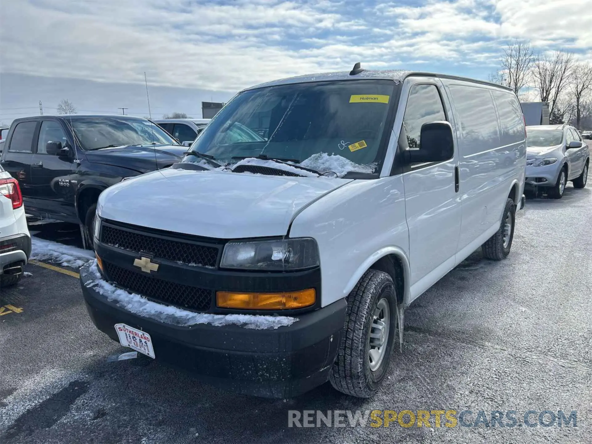 17 Photograph of a damaged car 1GCWGAFP3K1367584 CHEVROLET EXPRESS 2500 2019