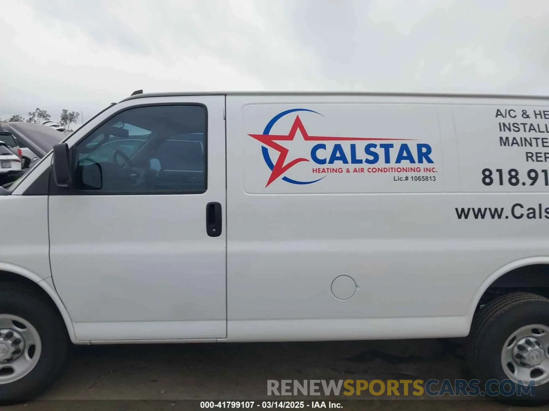 15 Photograph of a damaged car 1GCWGAFP6K1243793 CHEVROLET EXPRESS 2500 2019