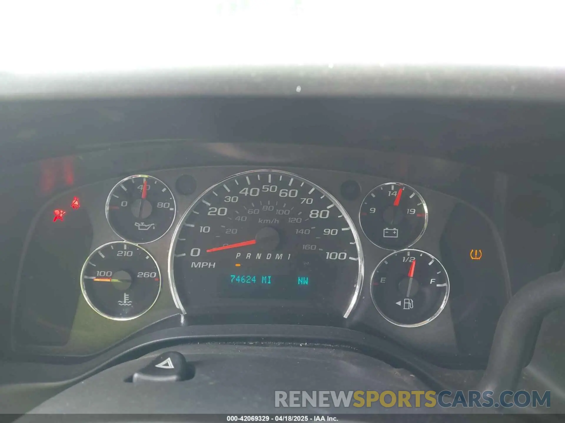 7 Photograph of a damaged car 1GCWGAFP6K1369099 CHEVROLET EXPRESS 2500 2019