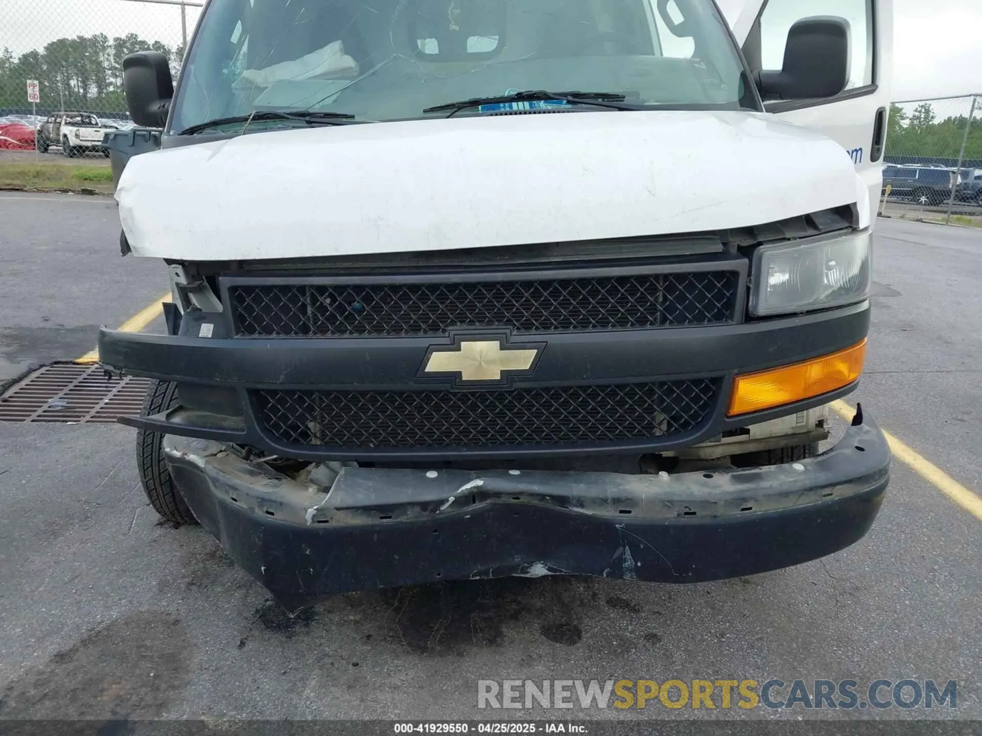 6 Photograph of a damaged car 1GCWGAFP7K1370861 CHEVROLET EXPRESS 2500 2019