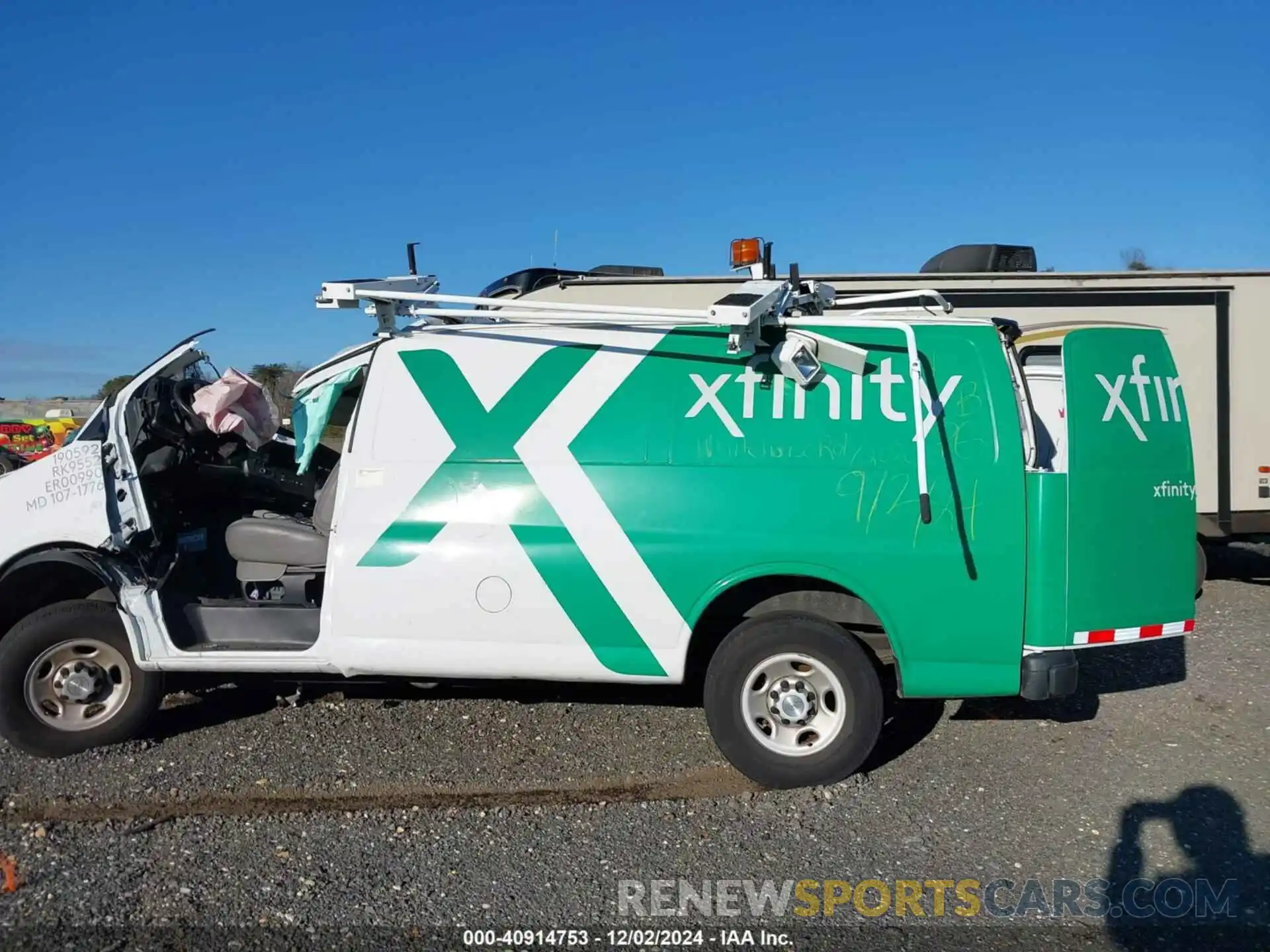 14 Photograph of a damaged car 1GCWGAFP8K1301998 CHEVROLET EXPRESS 2500 2019