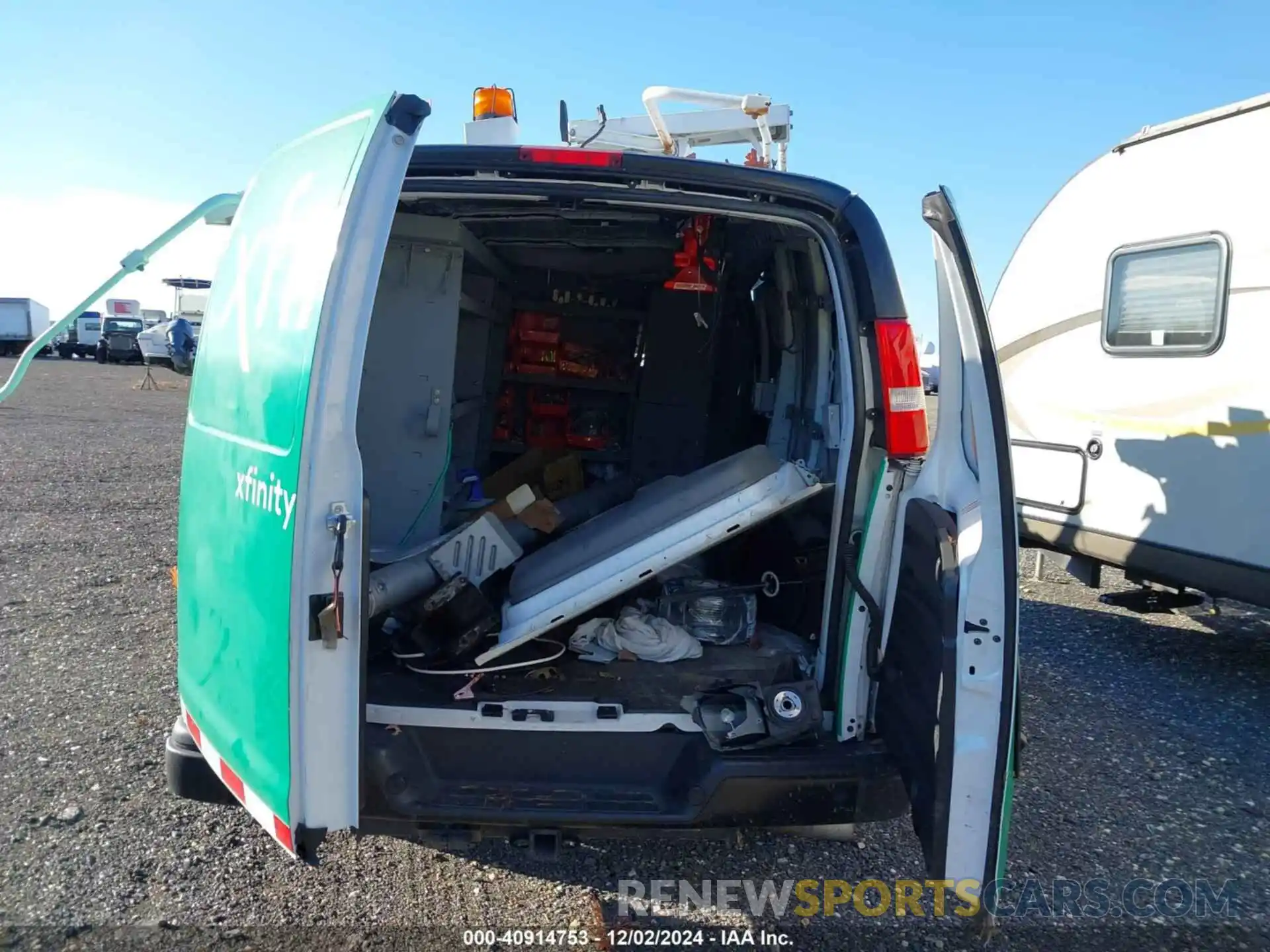 16 Photograph of a damaged car 1GCWGAFP8K1301998 CHEVROLET EXPRESS 2500 2019