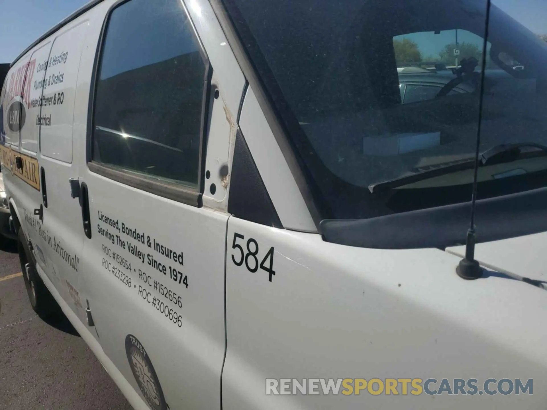 24 Photograph of a damaged car 1GCWGAFP9K1172363 CHEVROLET EXPRESS 2500 2019