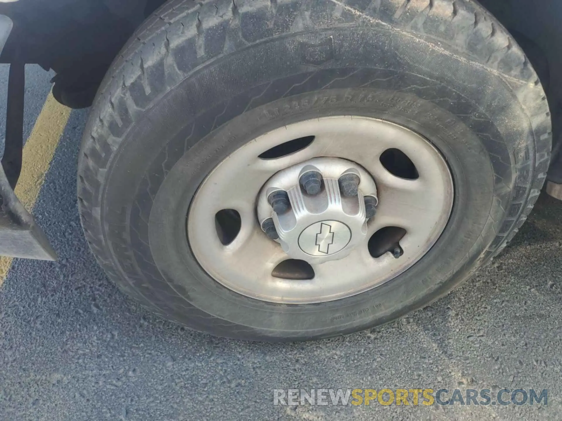 3 Photograph of a damaged car 1GCWGAFP9K1172363 CHEVROLET EXPRESS 2500 2019
