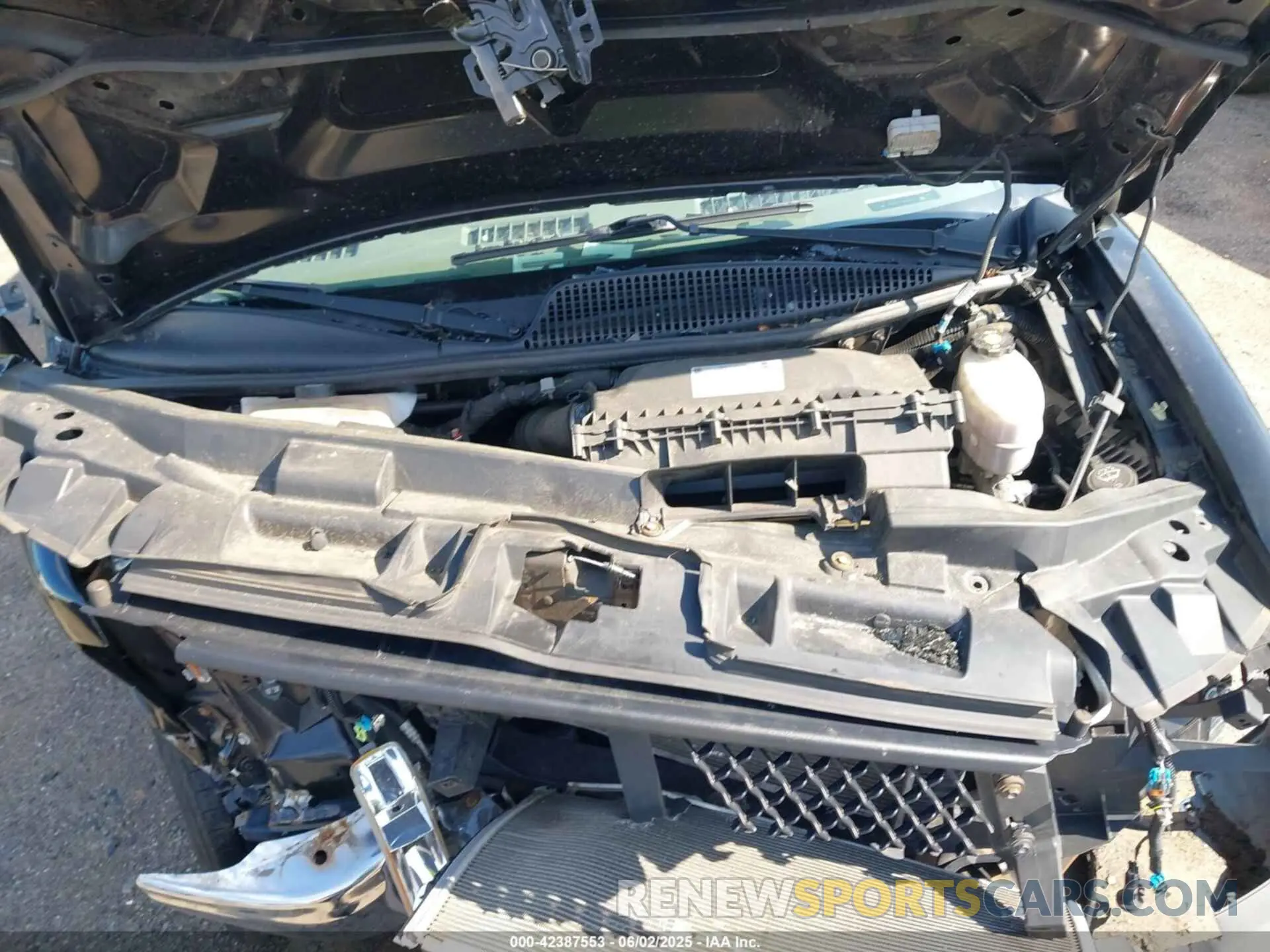 10 Photograph of a damaged car 1GCWGAFP9K1229029 CHEVROLET EXPRESS 2500 2019