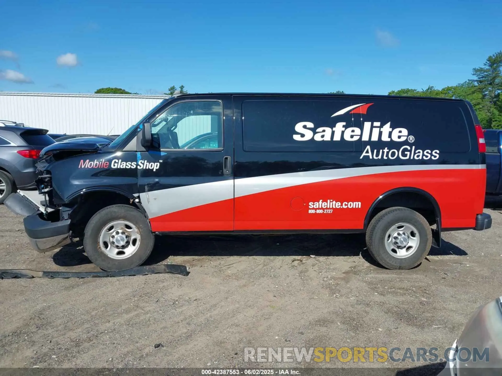 14 Photograph of a damaged car 1GCWGAFP9K1229029 CHEVROLET EXPRESS 2500 2019
