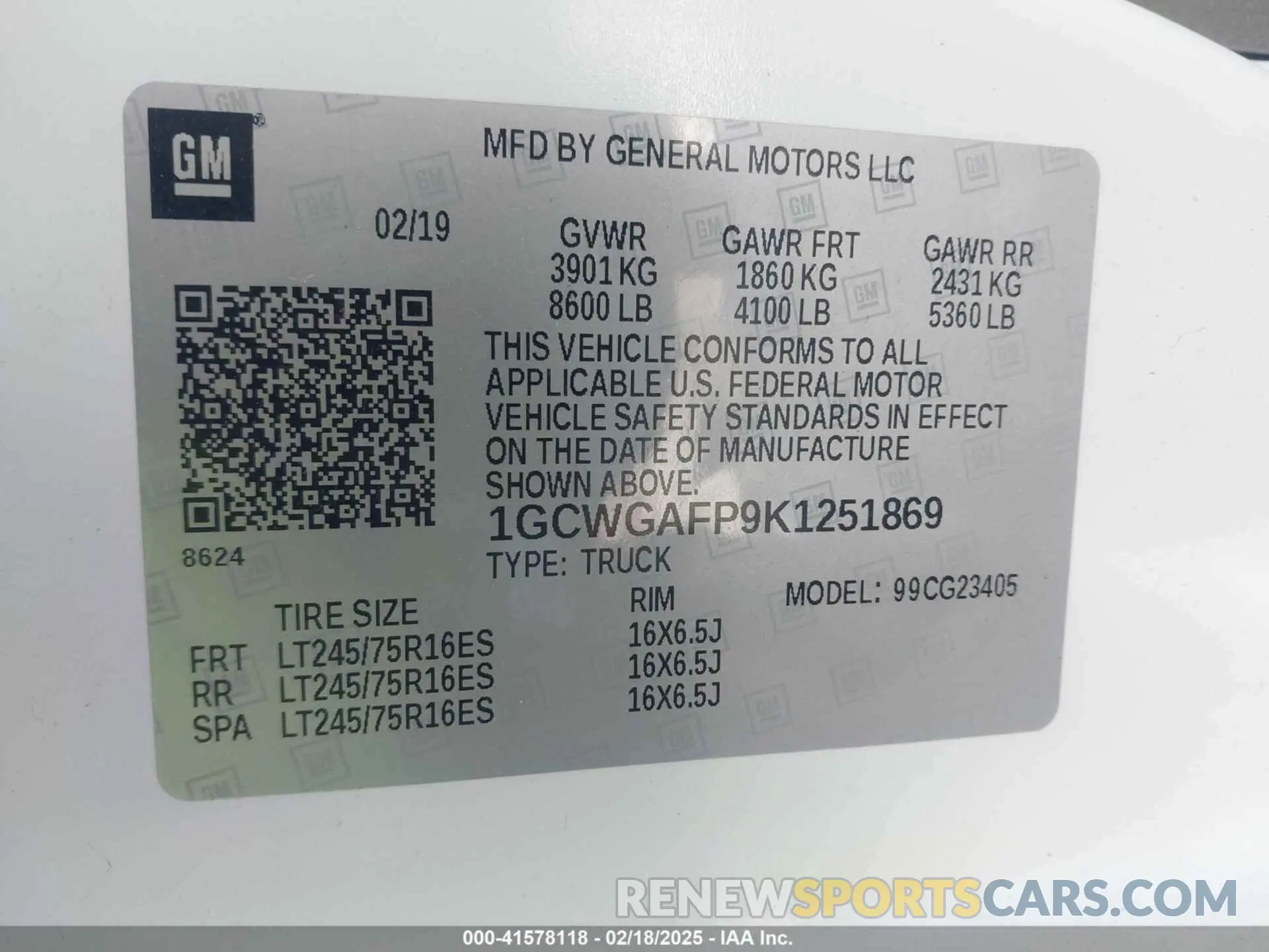 9 Photograph of a damaged car 1GCWGAFP9K1251869 CHEVROLET EXPRESS 2500 2019