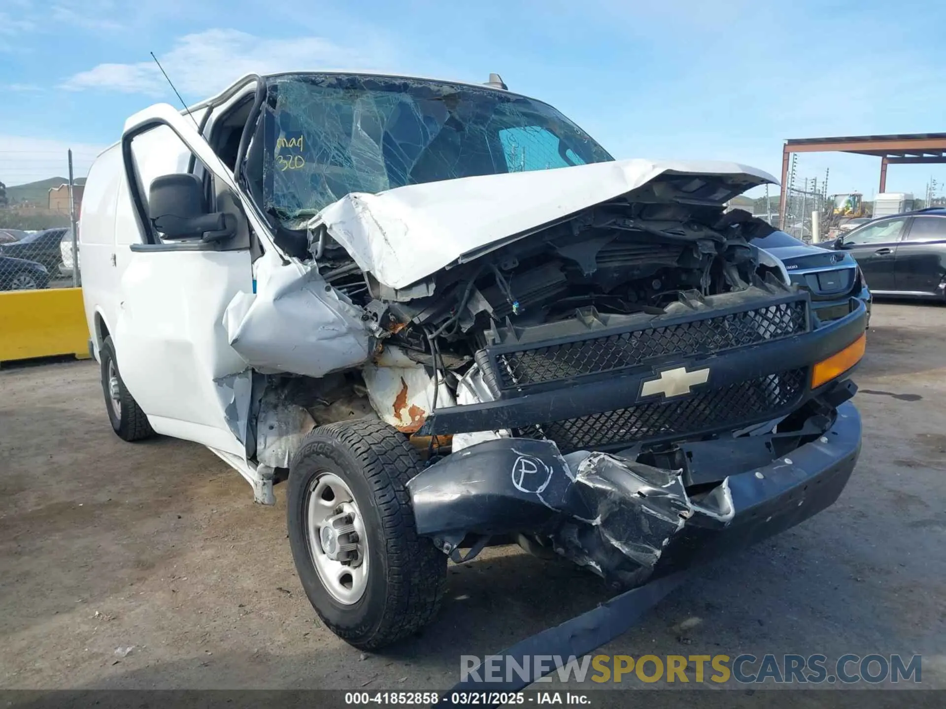 1 Photograph of a damaged car 1GCWGAFPXK1365332 CHEVROLET EXPRESS 2500 2019