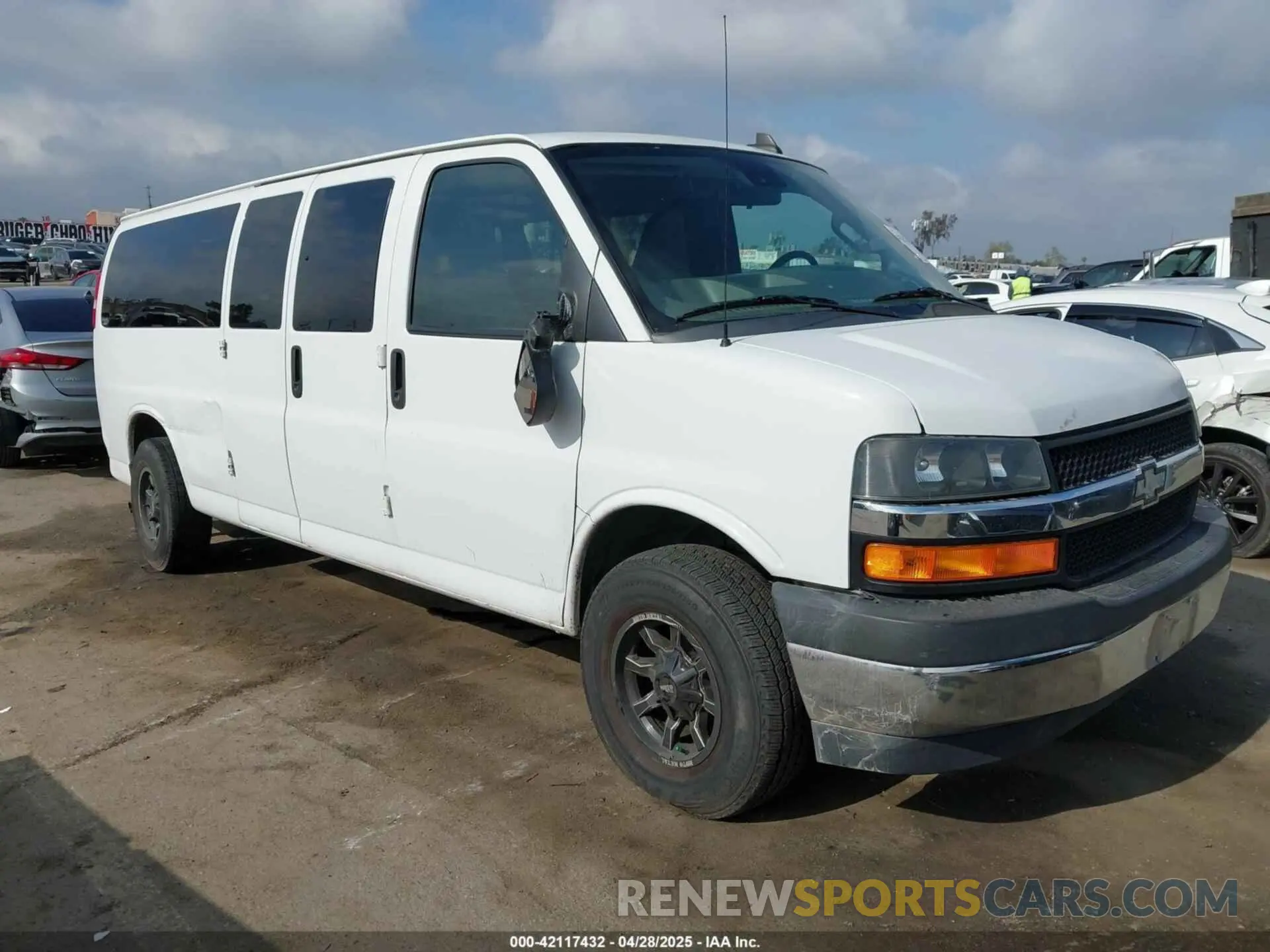 1 Photograph of a damaged car 1GAZGPFG3K1158144 CHEVROLET EXPRESS 3500 2019