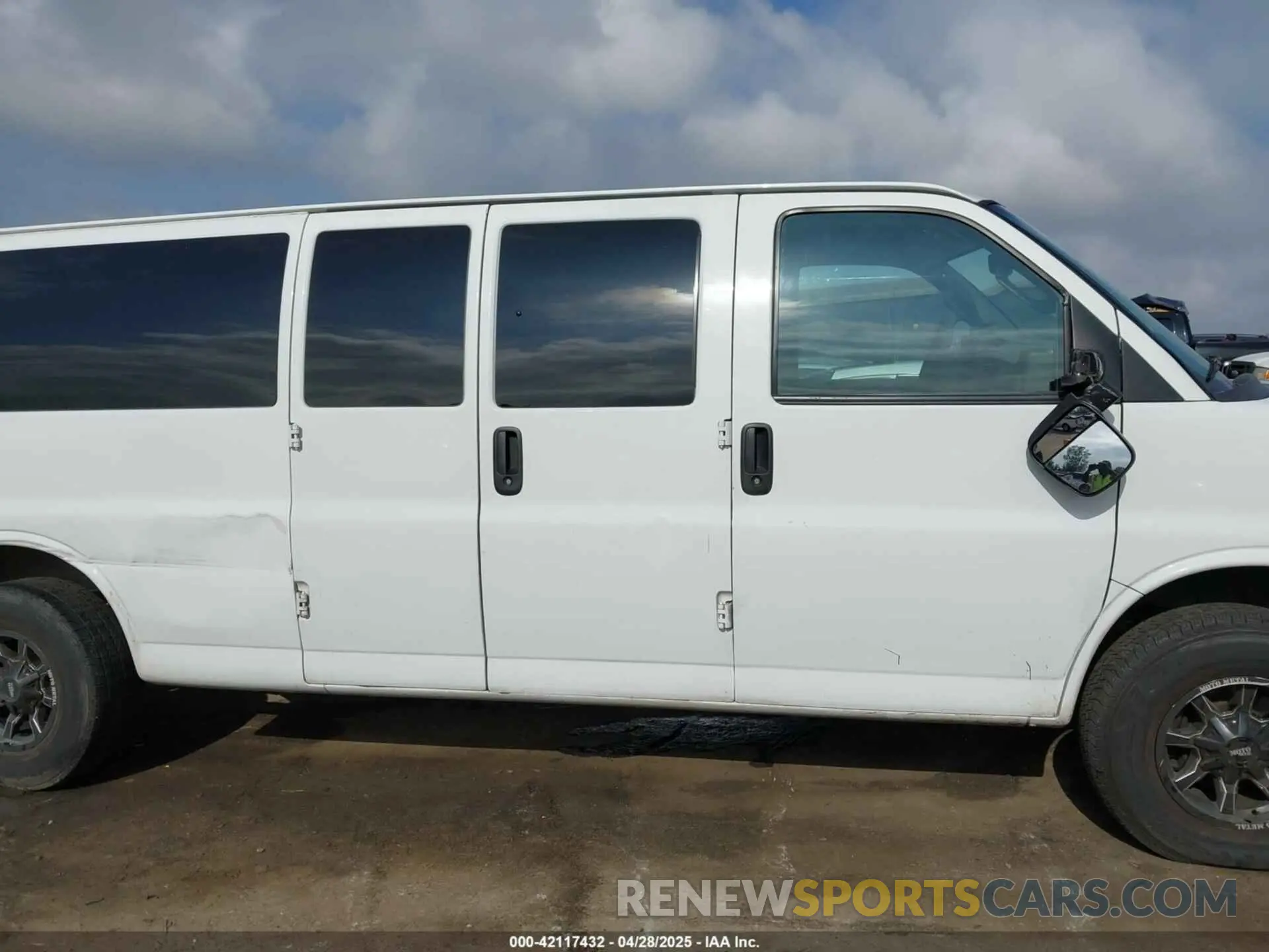 14 Photograph of a damaged car 1GAZGPFG3K1158144 CHEVROLET EXPRESS 3500 2019