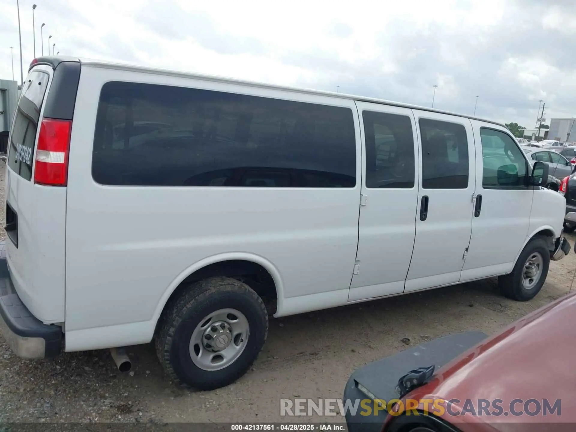 13 Photograph of a damaged car 1GAZGPFG3K1364936 CHEVROLET EXPRESS 3500 2019
