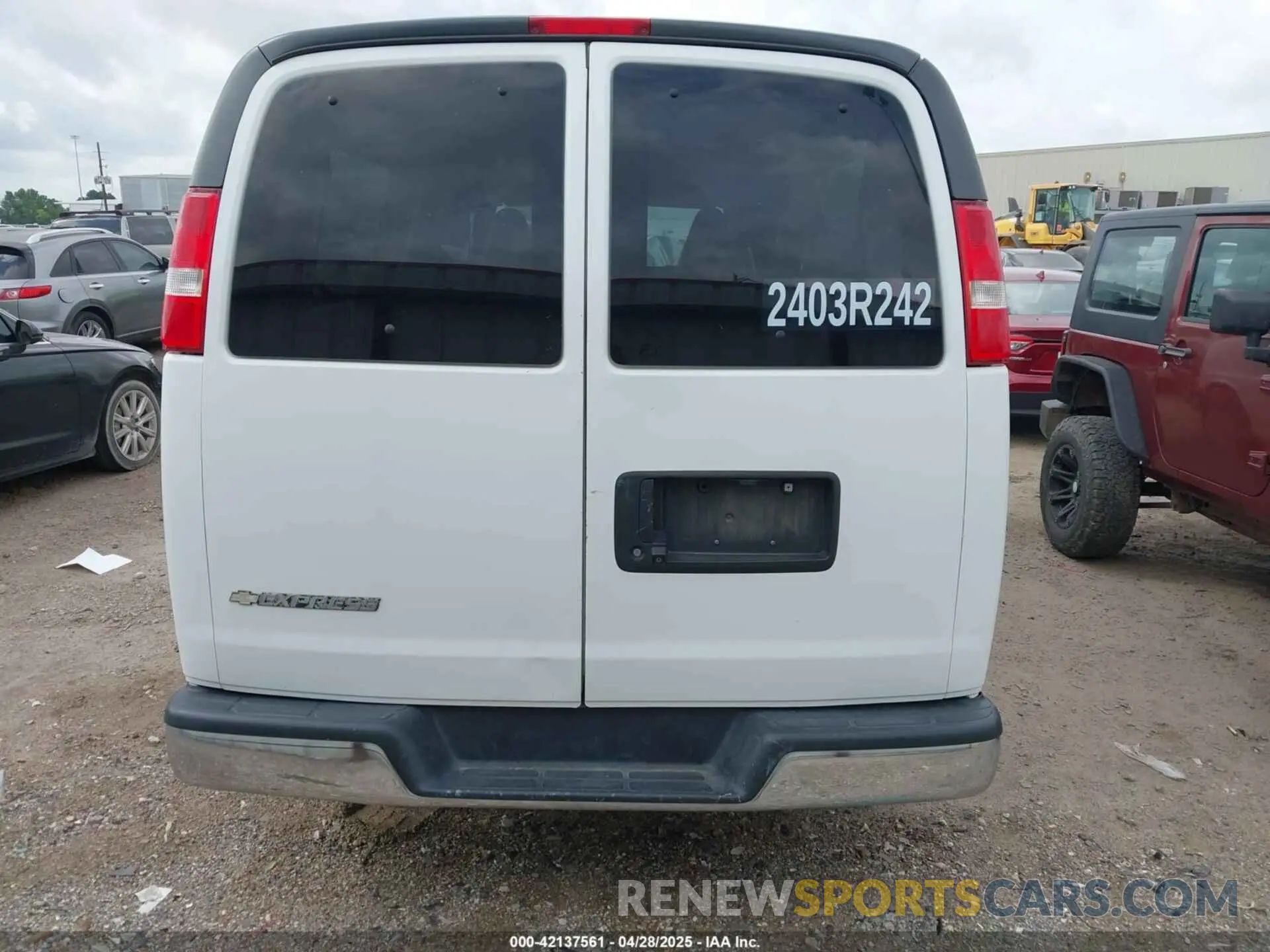 16 Photograph of a damaged car 1GAZGPFG3K1364936 CHEVROLET EXPRESS 3500 2019