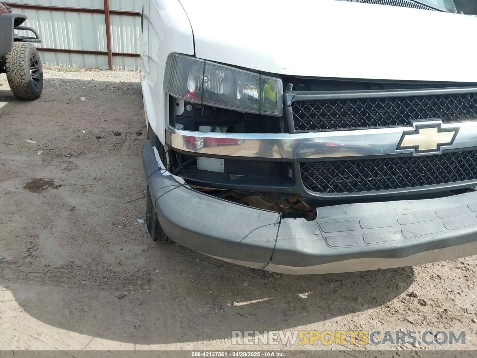 6 Photograph of a damaged car 1GAZGPFG3K1364936 CHEVROLET EXPRESS 3500 2019