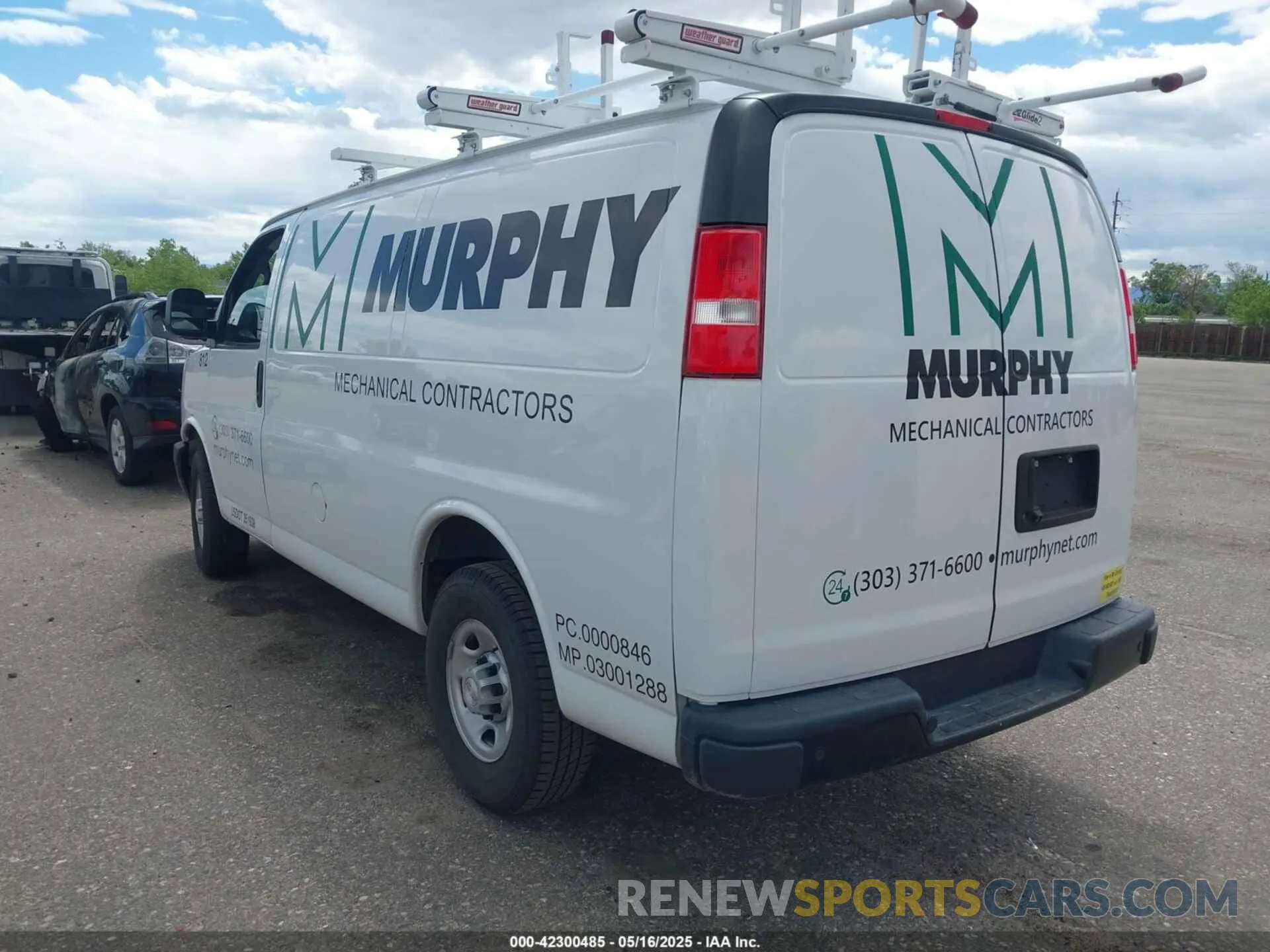 3 Photograph of a damaged car 1GCZGGFG0K1225144 CHEVROLET EXPRESS 3500 2019