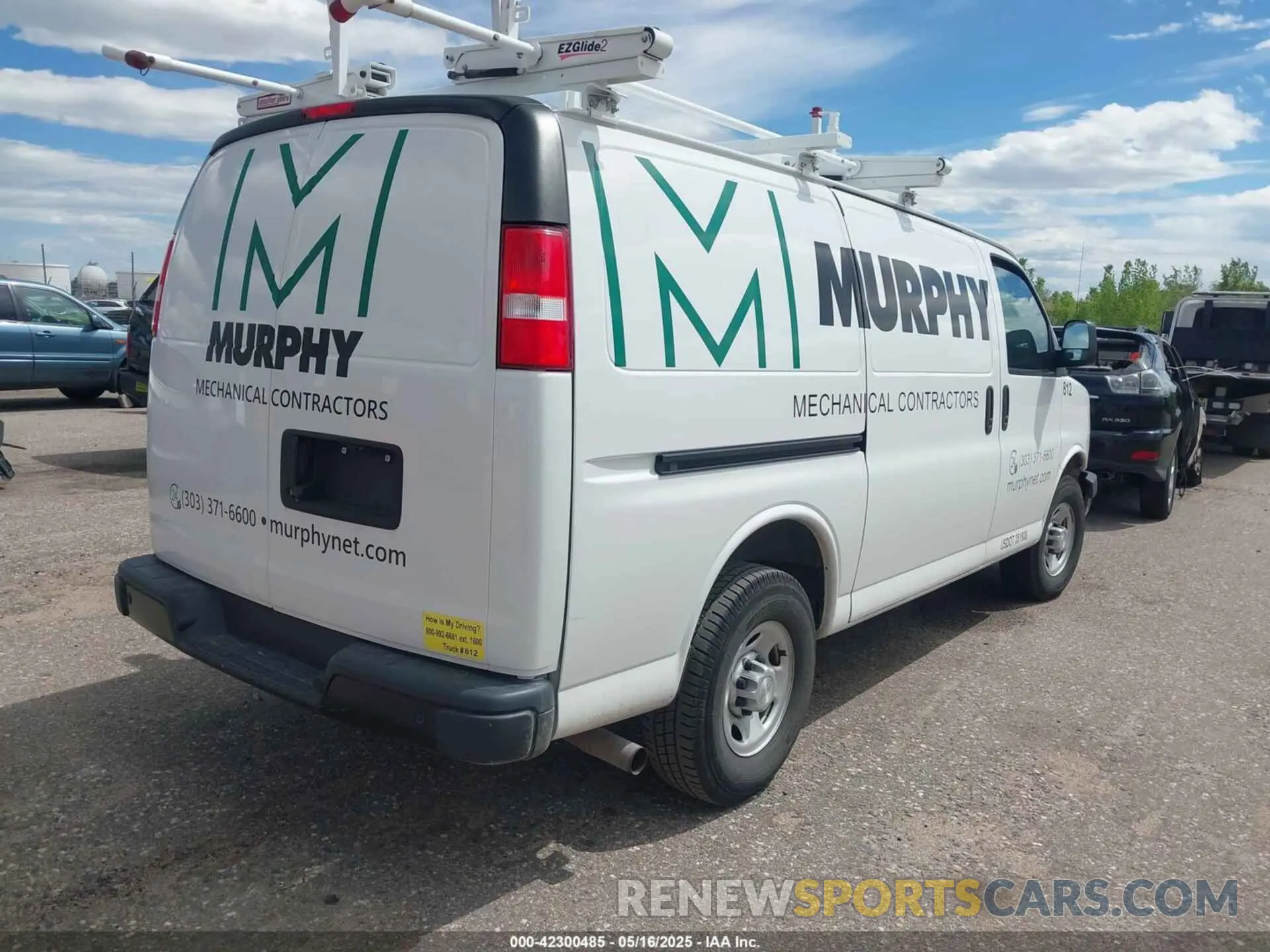 4 Photograph of a damaged car 1GCZGGFG0K1225144 CHEVROLET EXPRESS 3500 2019