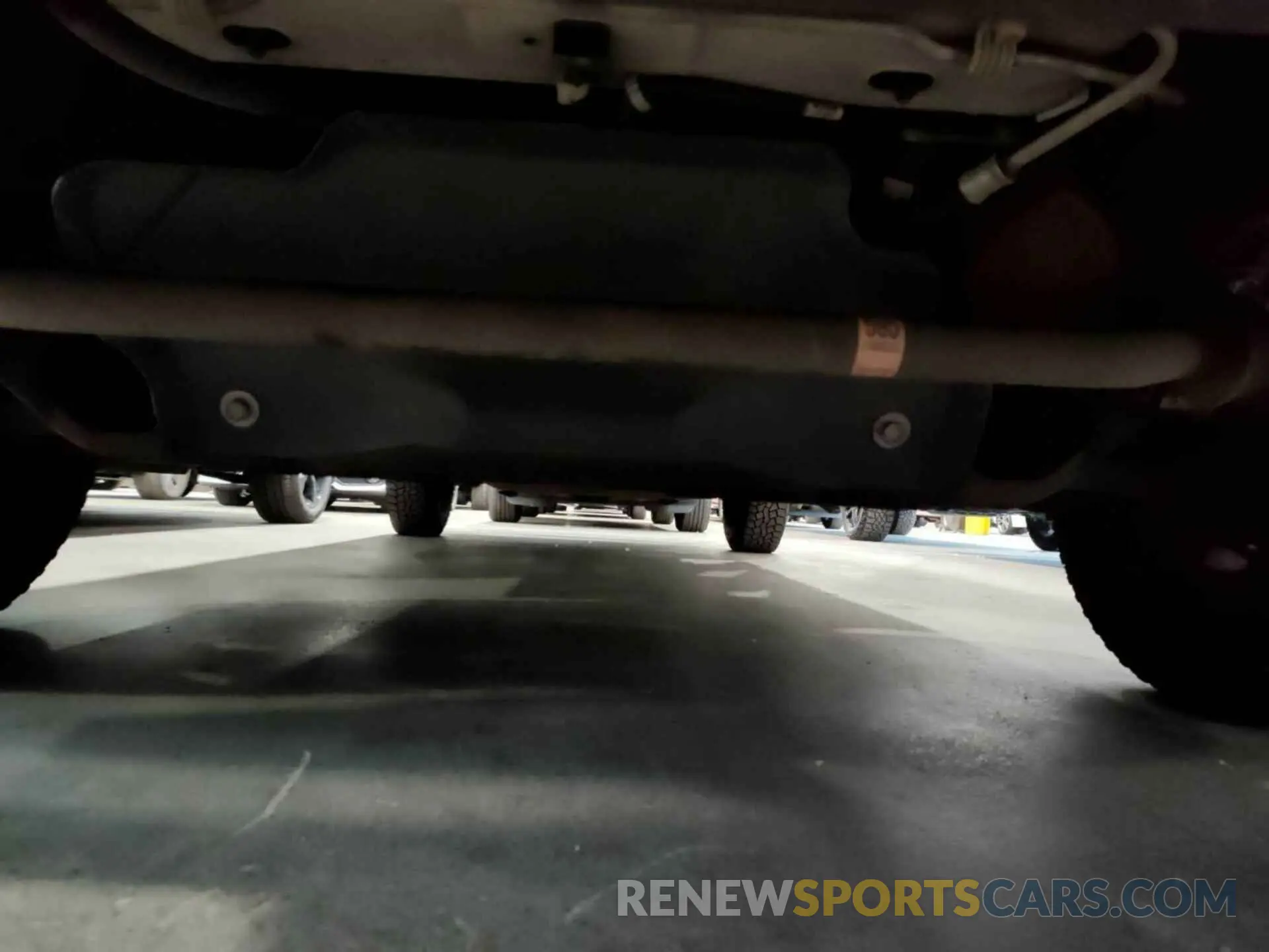 14 Photograph of a damaged car 1GCZGGFG5K1175860 CHEVROLET EXPRESS 3500 2019