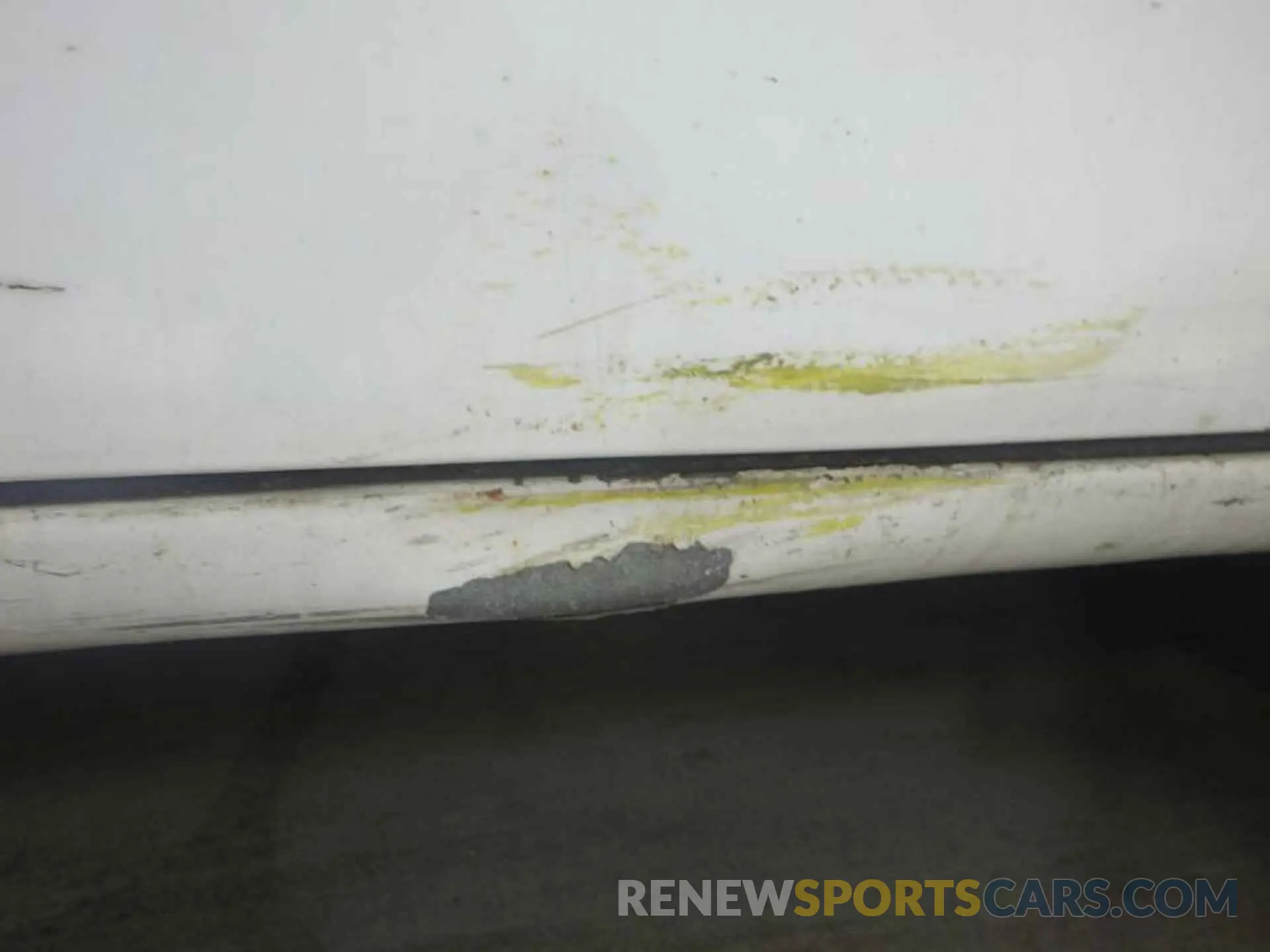 9 Photograph of a damaged car 1GCZGGFP9K1327073 CHEVROLET EXPRESS 3500 2019