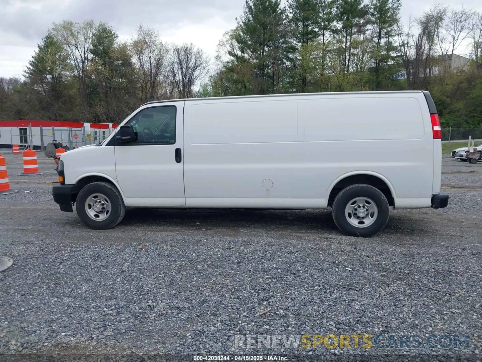 14 Photograph of a damaged car 1GCZGHFG7K1209948 CHEVROLET EXPRESS 3500 2019
