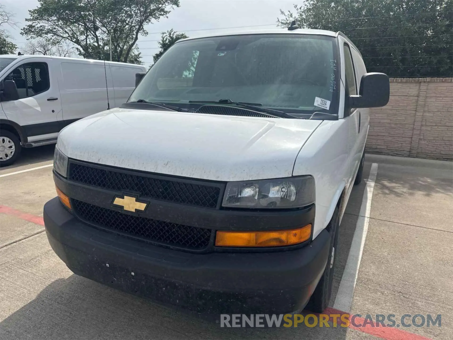 14 Photograph of a damaged car 1GCWGAFG2L1252959 CHEVROLET EXPRESS CARGO 2020
