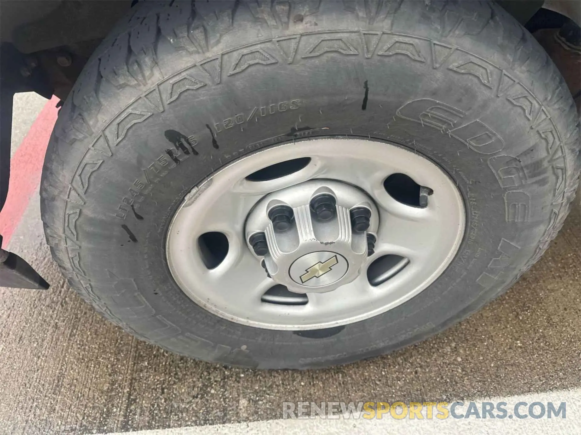 19 Photograph of a damaged car 1GCWGAFG2L1252959 CHEVROLET EXPRESS CARGO 2020