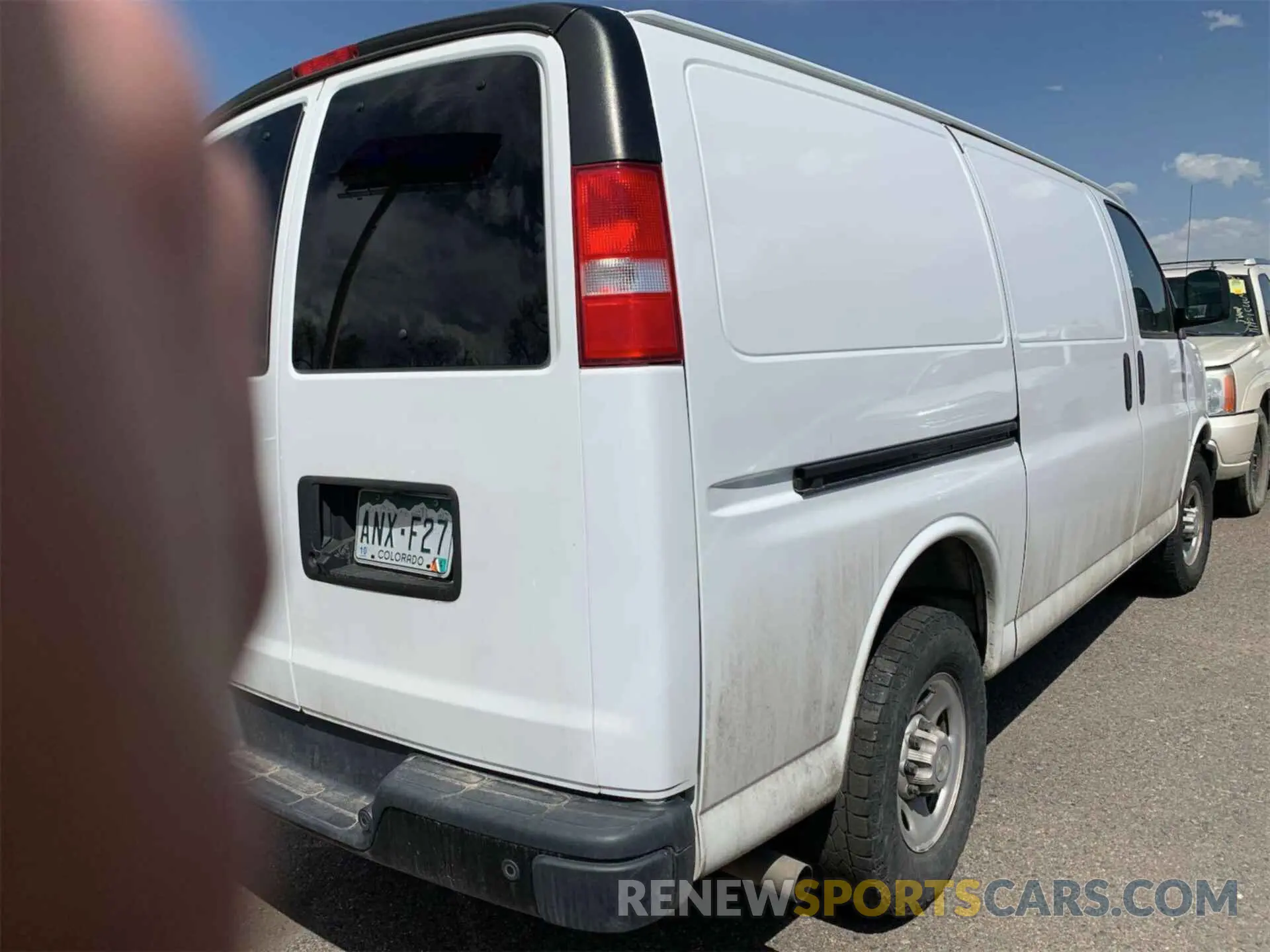 4 Photograph of a damaged car 1GCWGAFG3L1252713 CHEVROLET EXPRESS CARGO 2020
