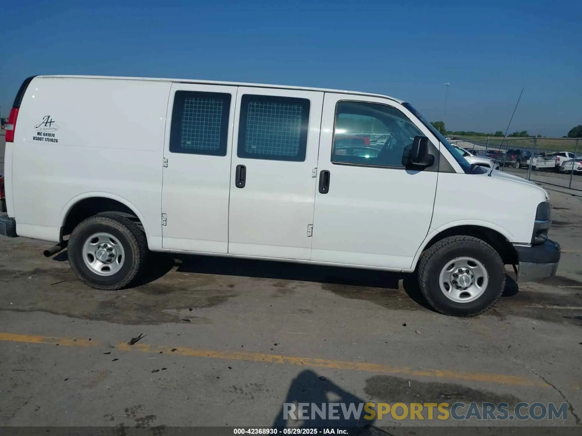 13 Photograph of a damaged car 1GCWGAFG4L1136579 CHEVROLET EXPRESS CARGO 2020