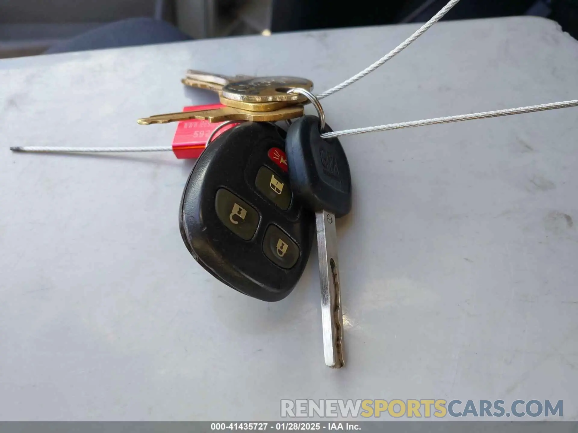 11 Photograph of a damaged car 1GCWGAFG4L1275742 CHEVROLET EXPRESS CARGO 2020
