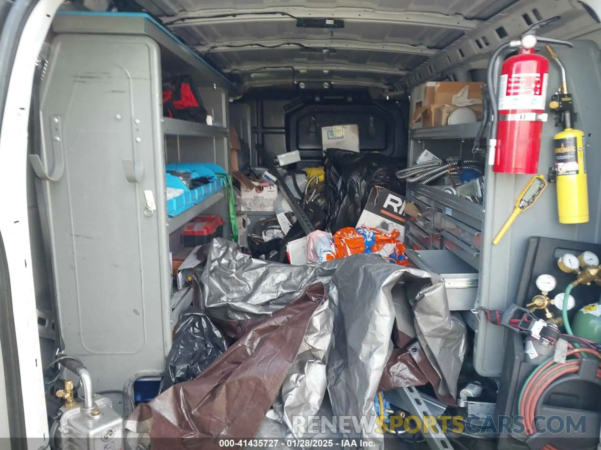 8 Photograph of a damaged car 1GCWGAFG4L1275742 CHEVROLET EXPRESS CARGO 2020