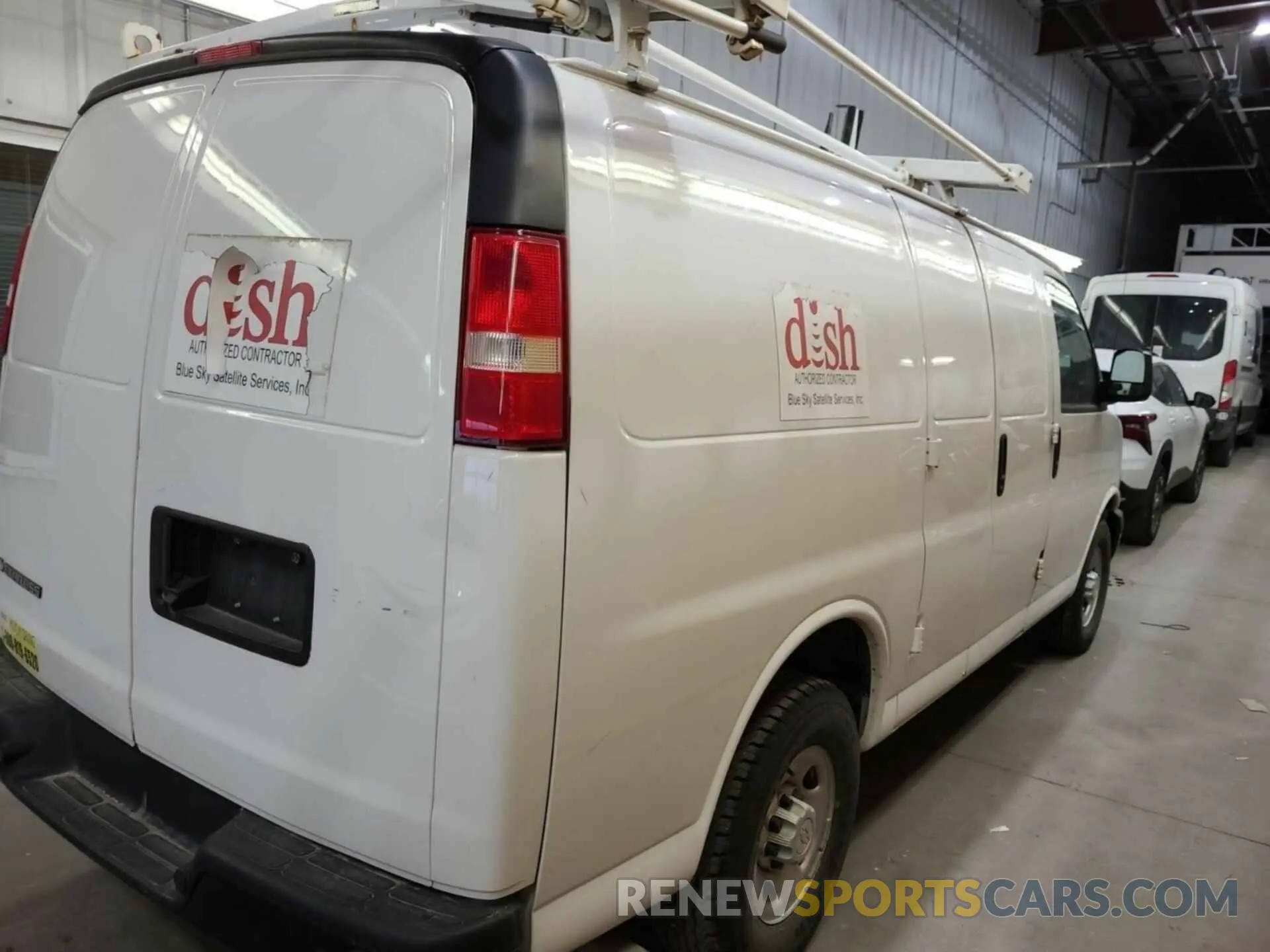 2 Photograph of a damaged car 1GCWGAFG7L1218659 CHEVROLET EXPRESS CARGO 2020