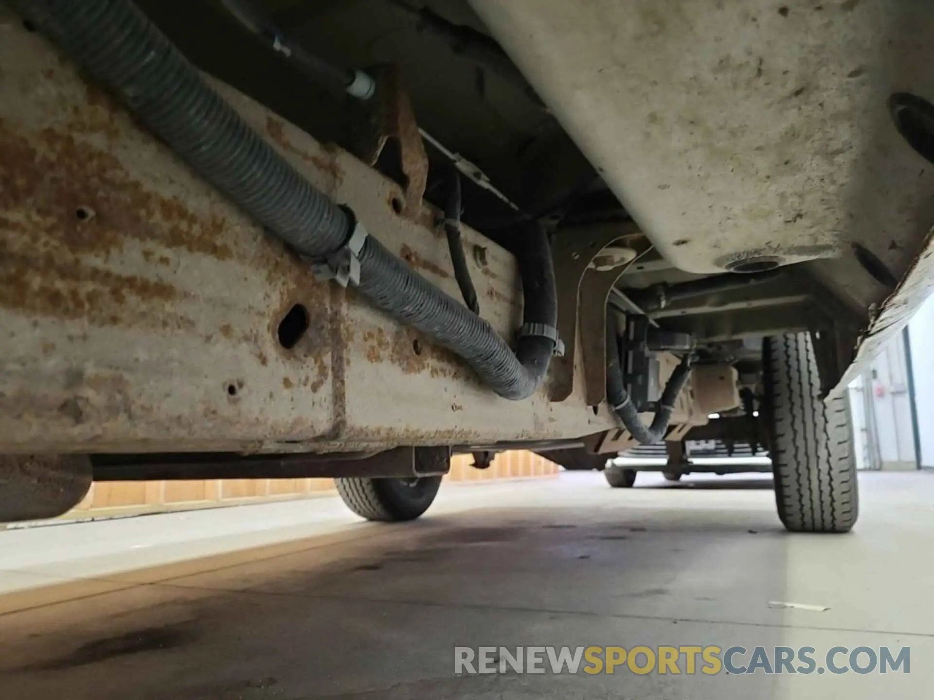 47 Photograph of a damaged car 1GCWGAFG7L1218659 CHEVROLET EXPRESS CARGO 2020