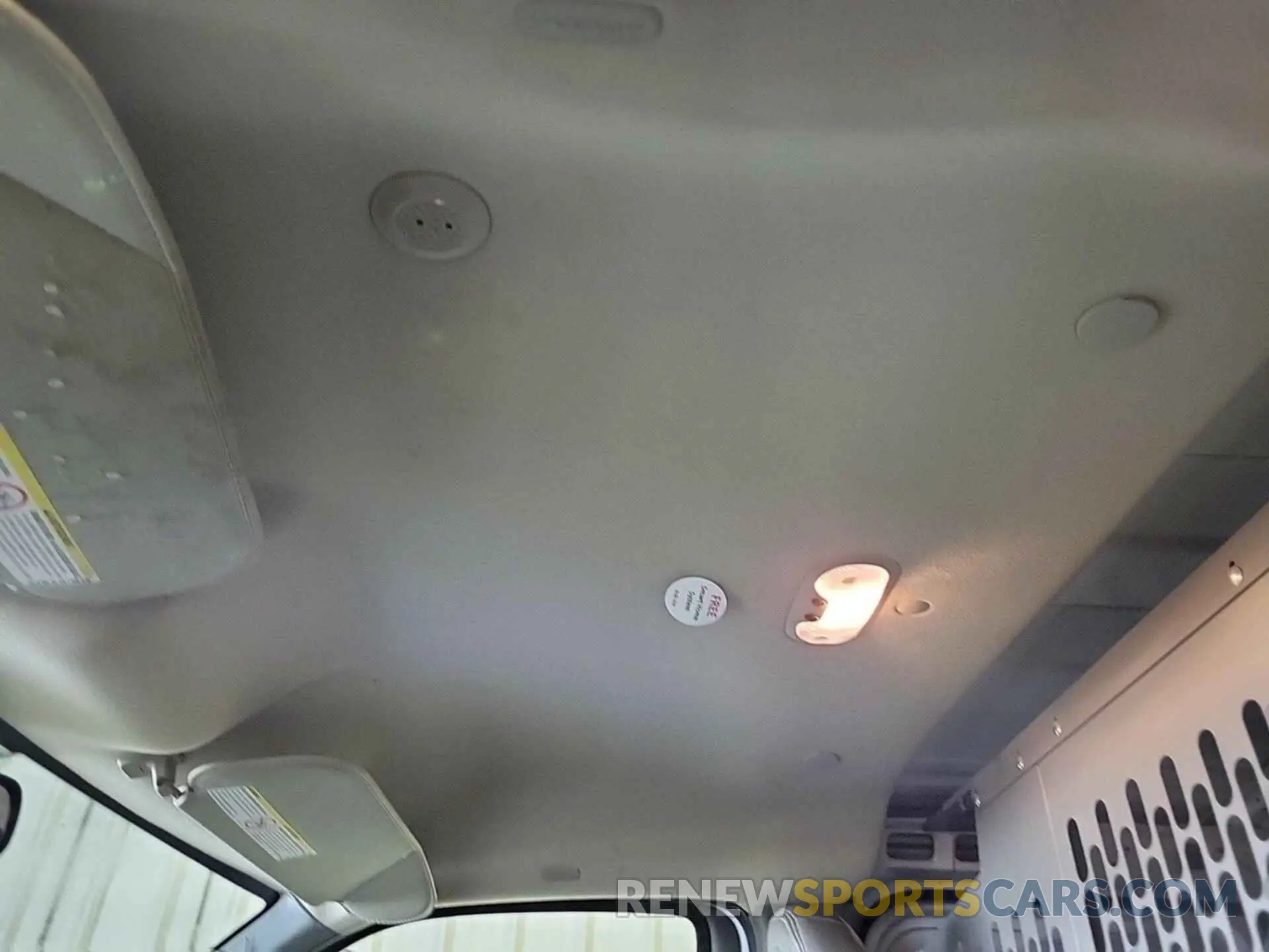 6 Photograph of a damaged car 1GCWGAFG7L1218659 CHEVROLET EXPRESS CARGO 2020