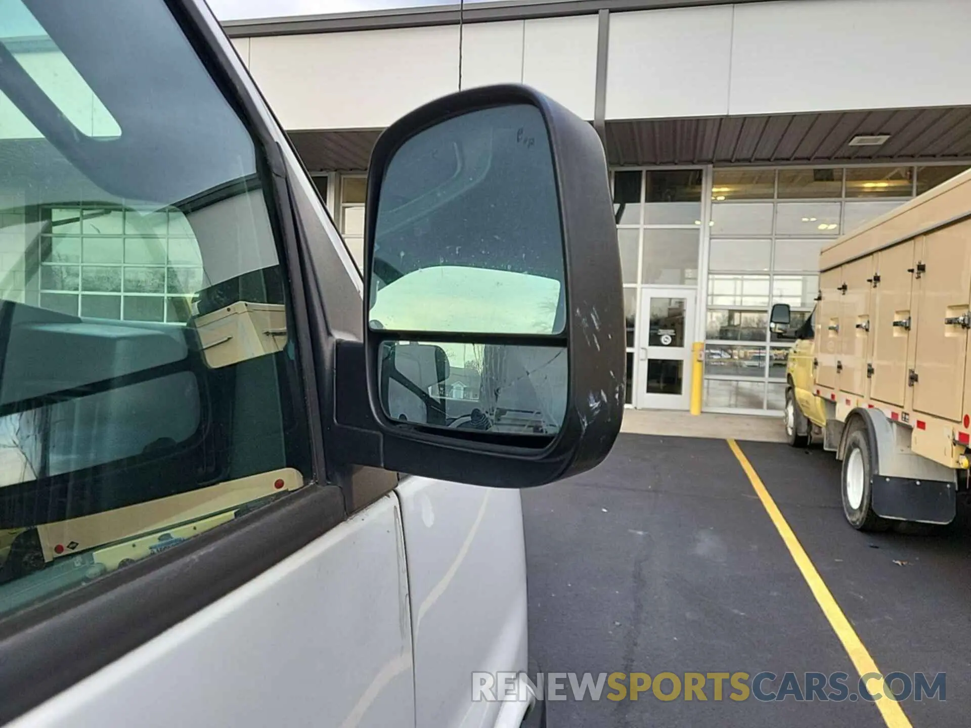 23 Photograph of a damaged car 1GCWGAFG9L1161073 CHEVROLET EXPRESS CARGO 2020