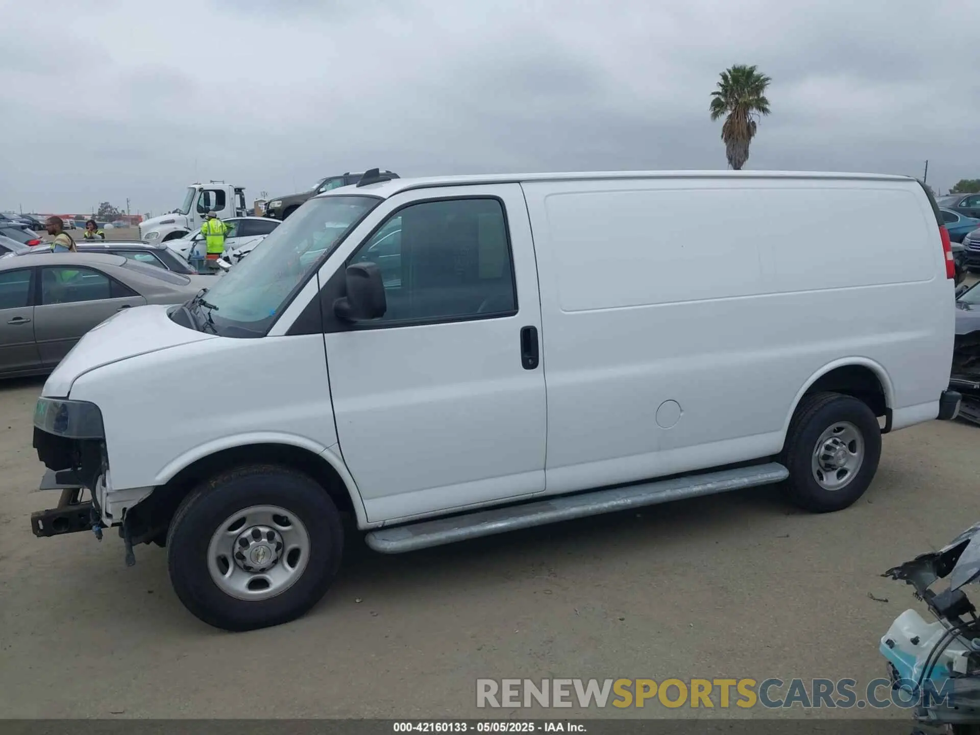 15 Photograph of a damaged car 1GCWGAFG9L1268012 CHEVROLET EXPRESS CARGO 2020