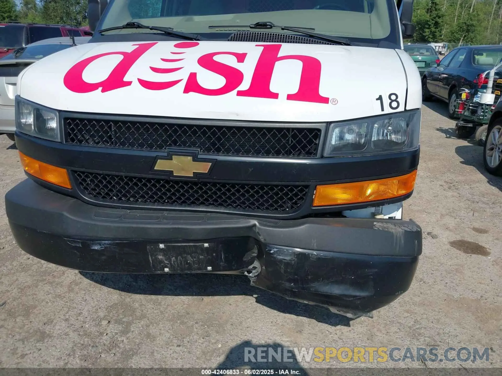 22 Photograph of a damaged car 1GCWGAFGXL1276698 CHEVROLET EXPRESS CARGO 2020