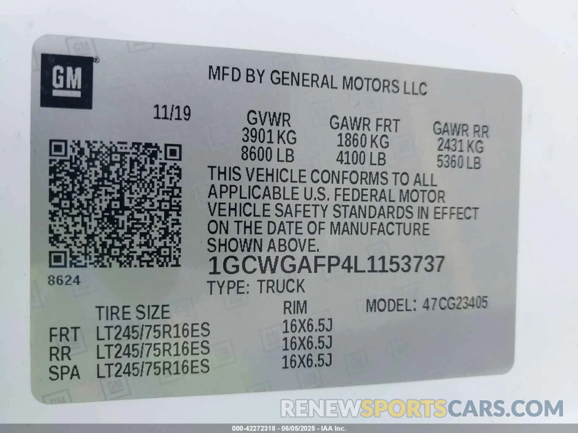 9 Photograph of a damaged car 1GCWGAFP4L1153737 CHEVROLET EXPRESS CARGO 2020