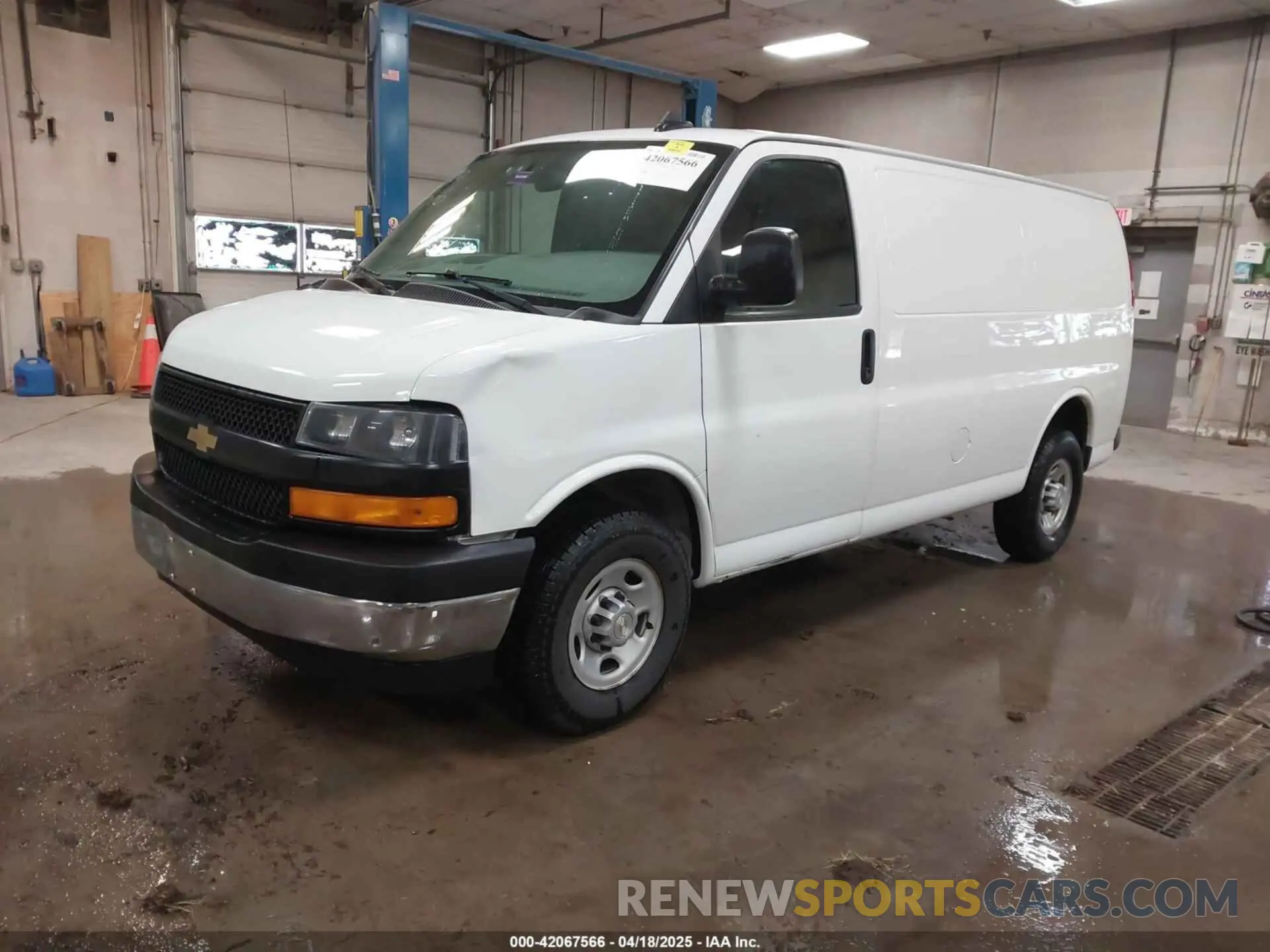 2 Photograph of a damaged car 1GCWGAFP5L1266659 CHEVROLET EXPRESS CARGO 2020