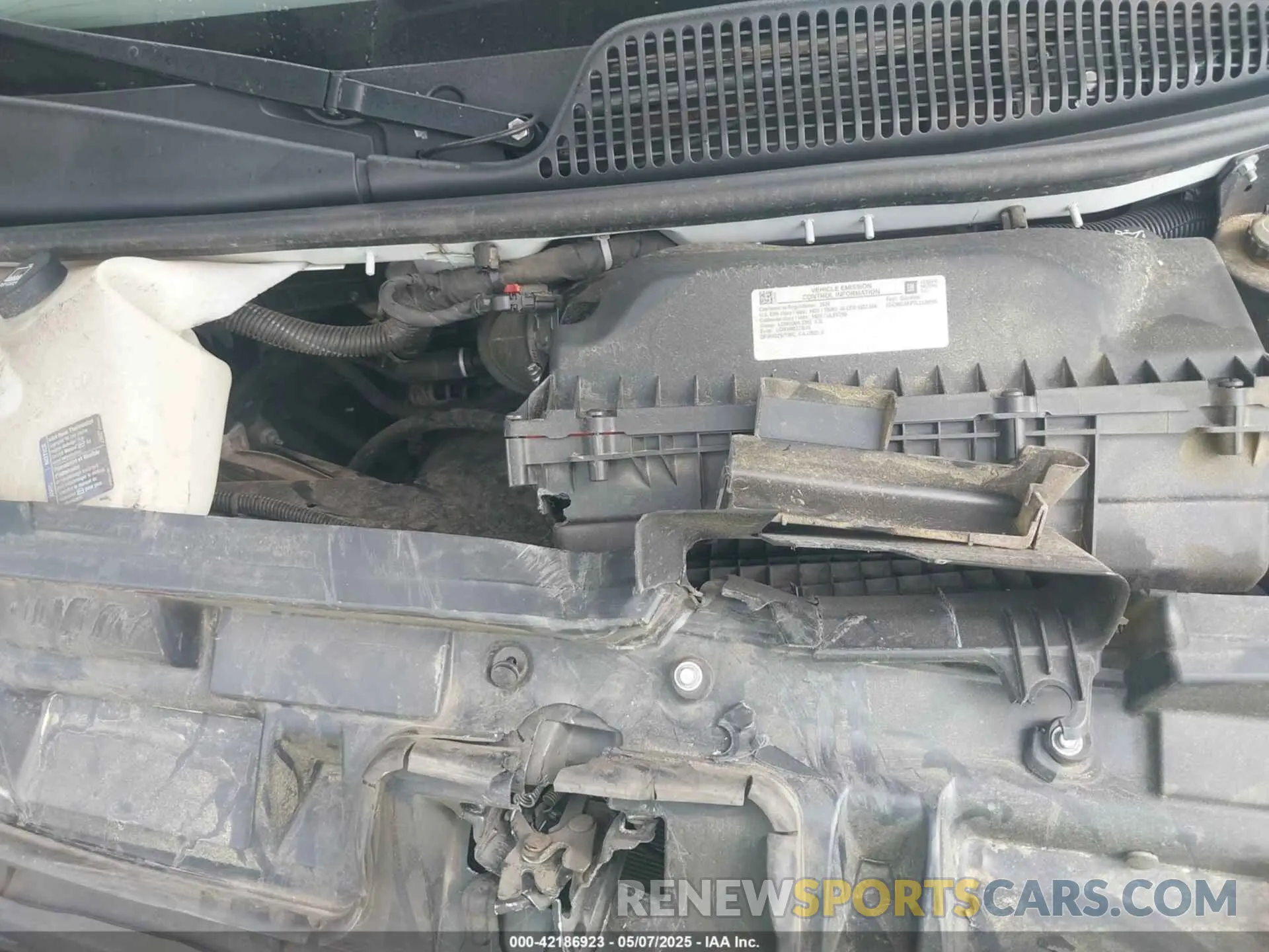 10 Photograph of a damaged car 1GCWGAFP7L1128105 CHEVROLET EXPRESS CARGO 2020
