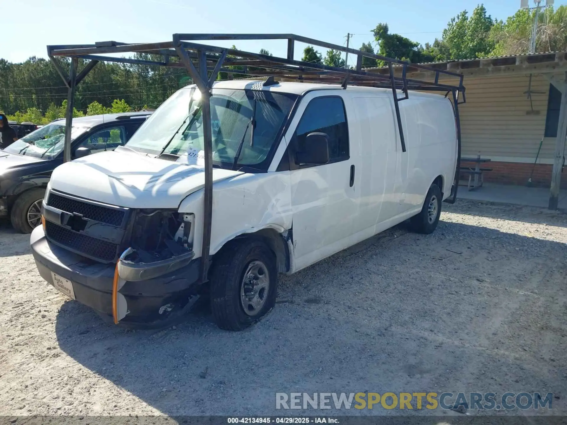 2 Photograph of a damaged car 1GCWGBFG6L1120325 CHEVROLET EXPRESS CARGO 2020