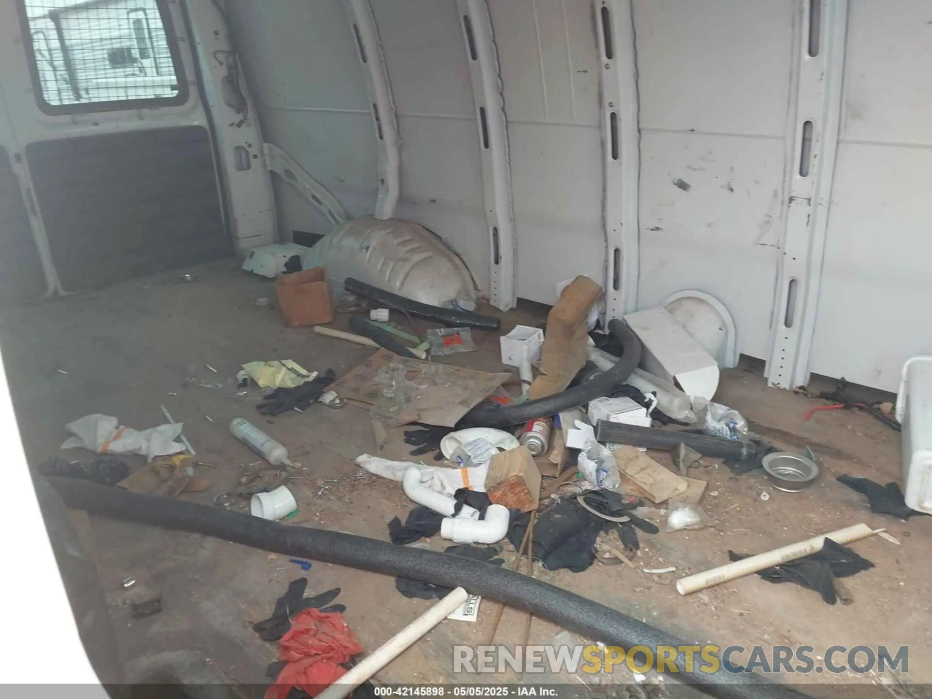 8 Photograph of a damaged car 1GCWGBFG6L1274341 CHEVROLET EXPRESS CARGO 2020