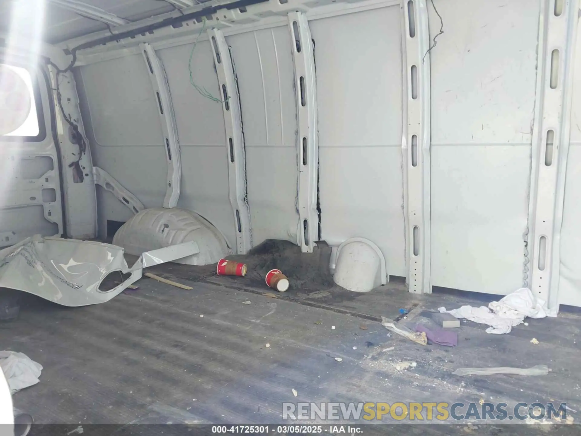 8 Photograph of a damaged car 1GCWGBFP7L1118907 CHEVROLET EXPRESS CARGO 2020