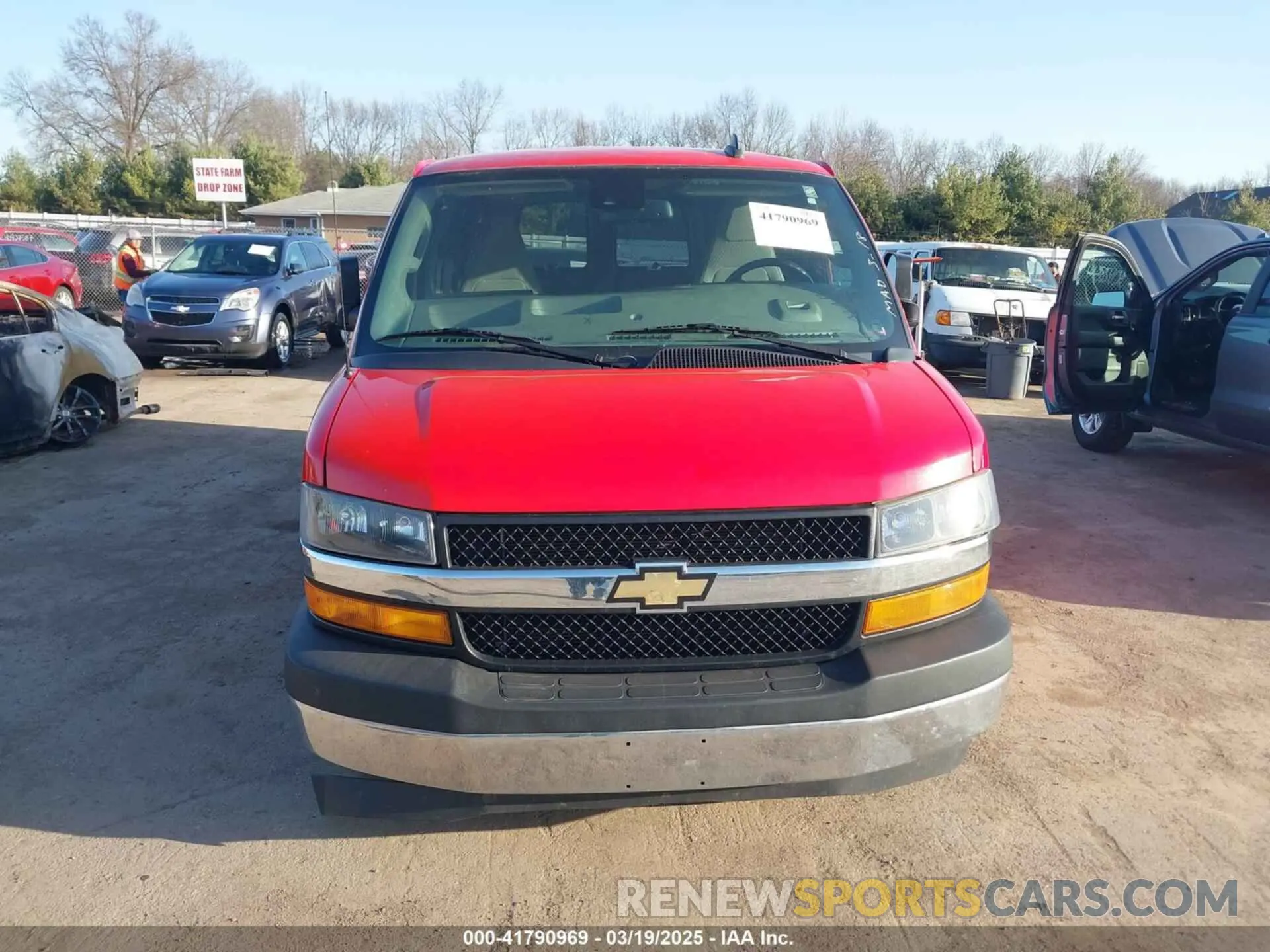13 Photograph of a damaged car 1GCZGGFG5L1188853 CHEVROLET EXPRESS CARGO 2020